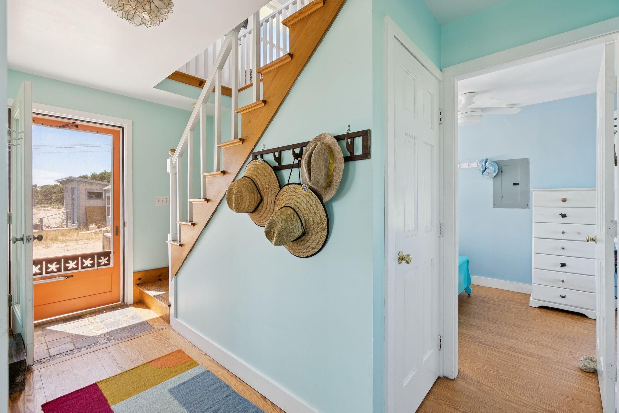 12 White Spot Way