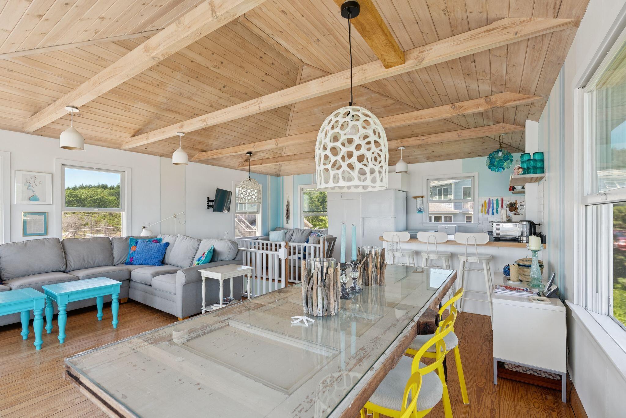 12 White Spot Way