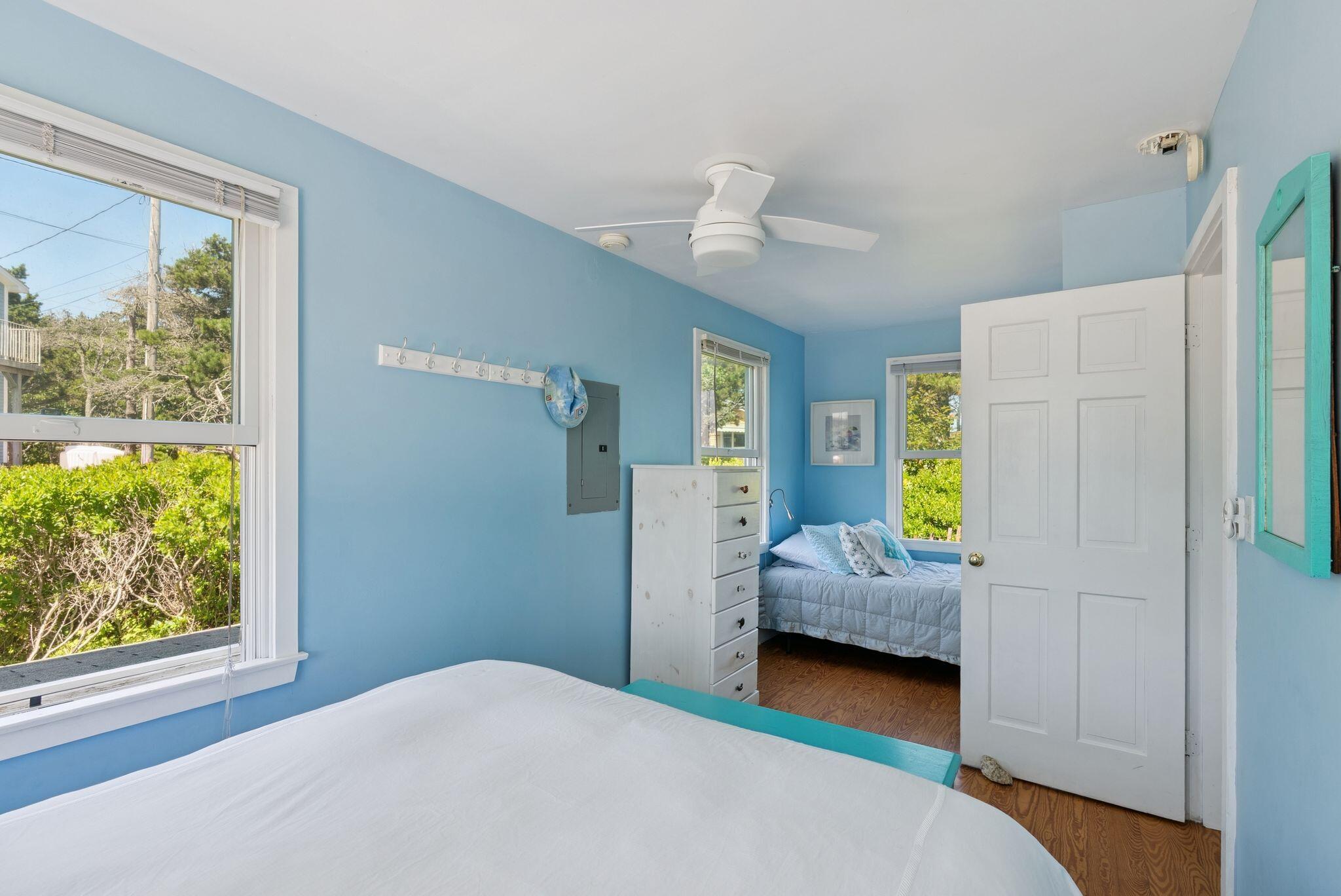 12 White Spot Way