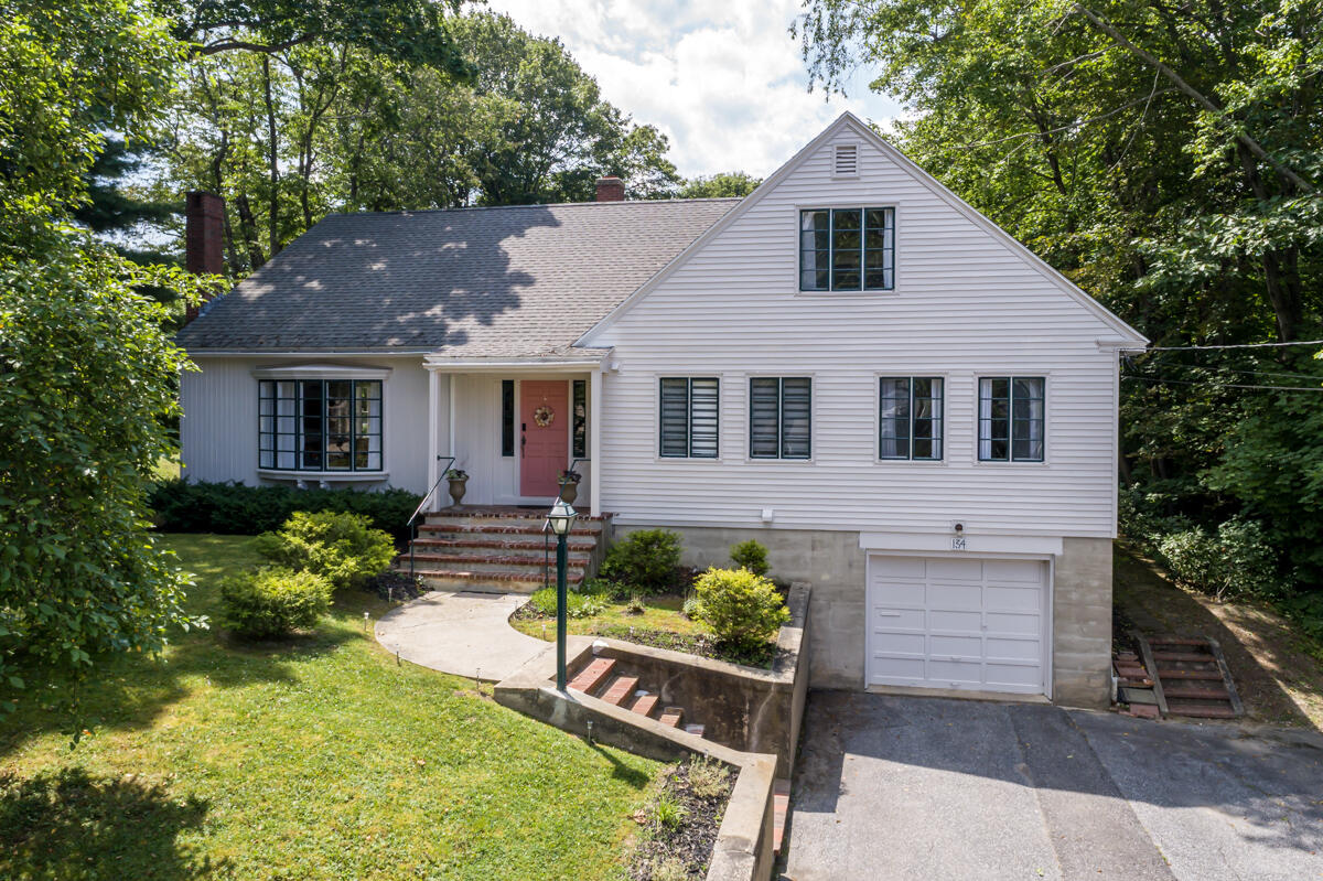 134 Lincoln Street