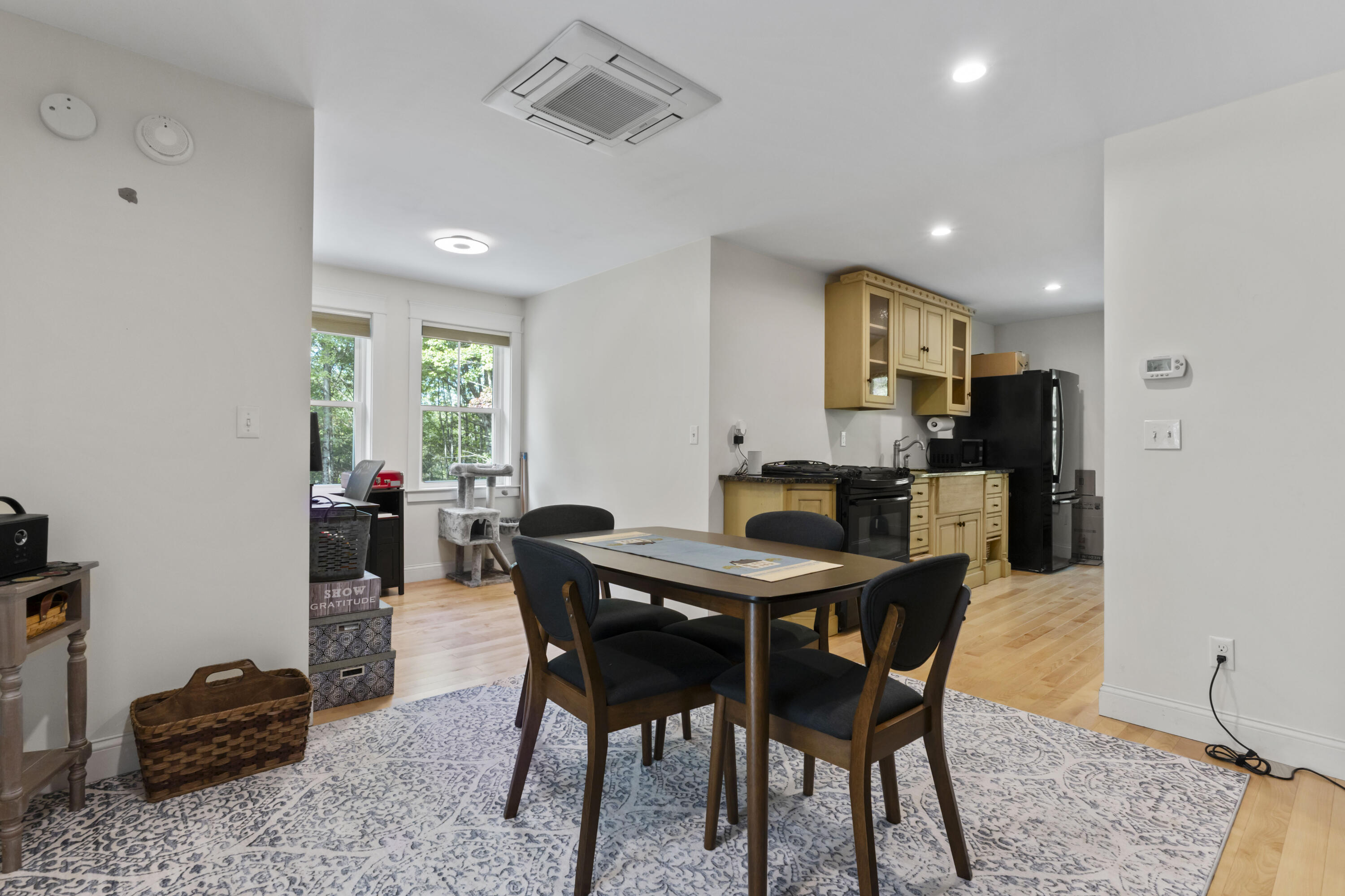 16 Meadowood Drive
