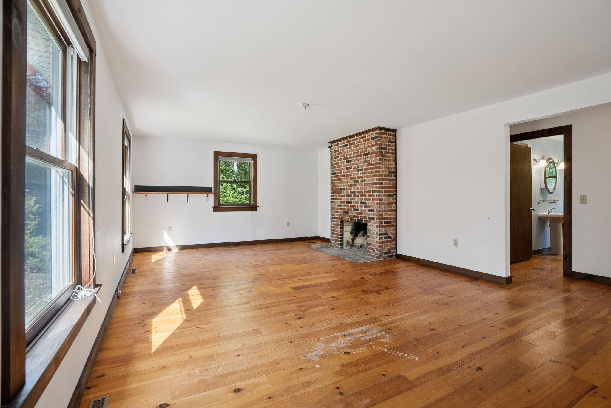 92 Hopkins Road