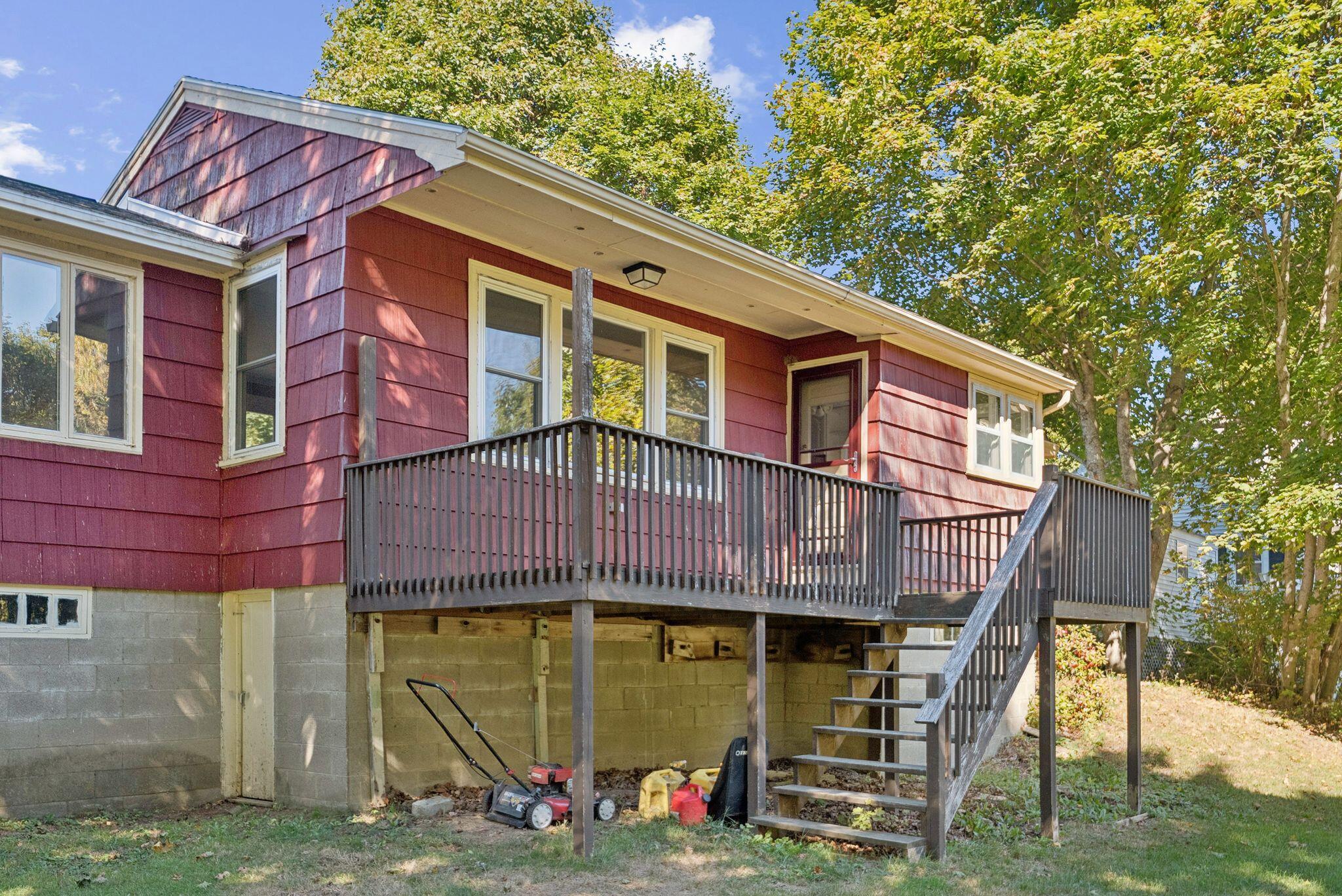 99 Old County Road