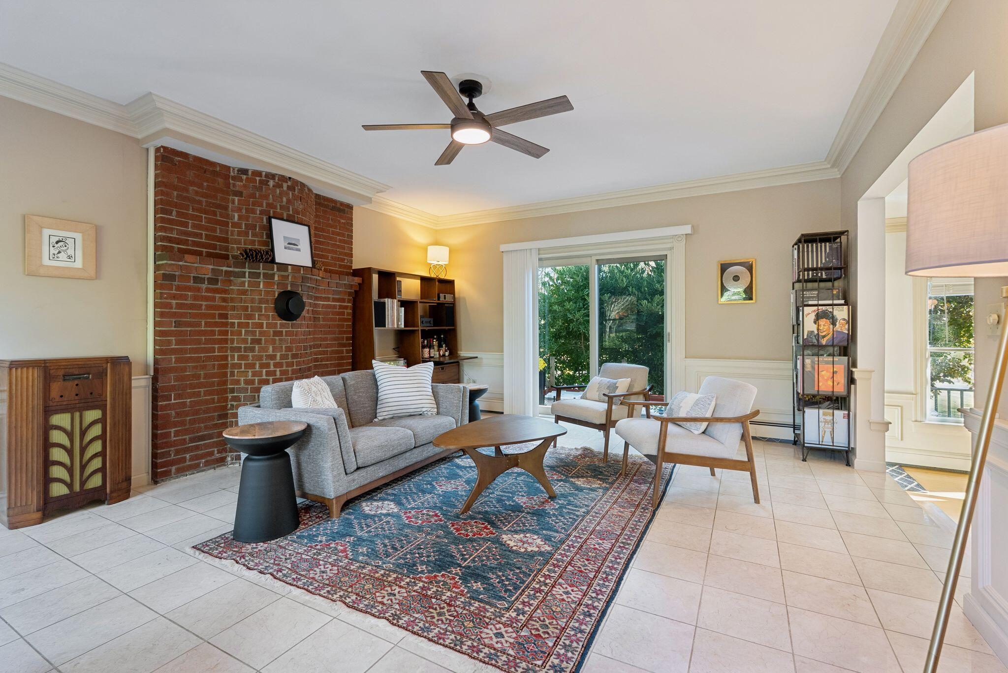 1 Fawn Meadow Lane