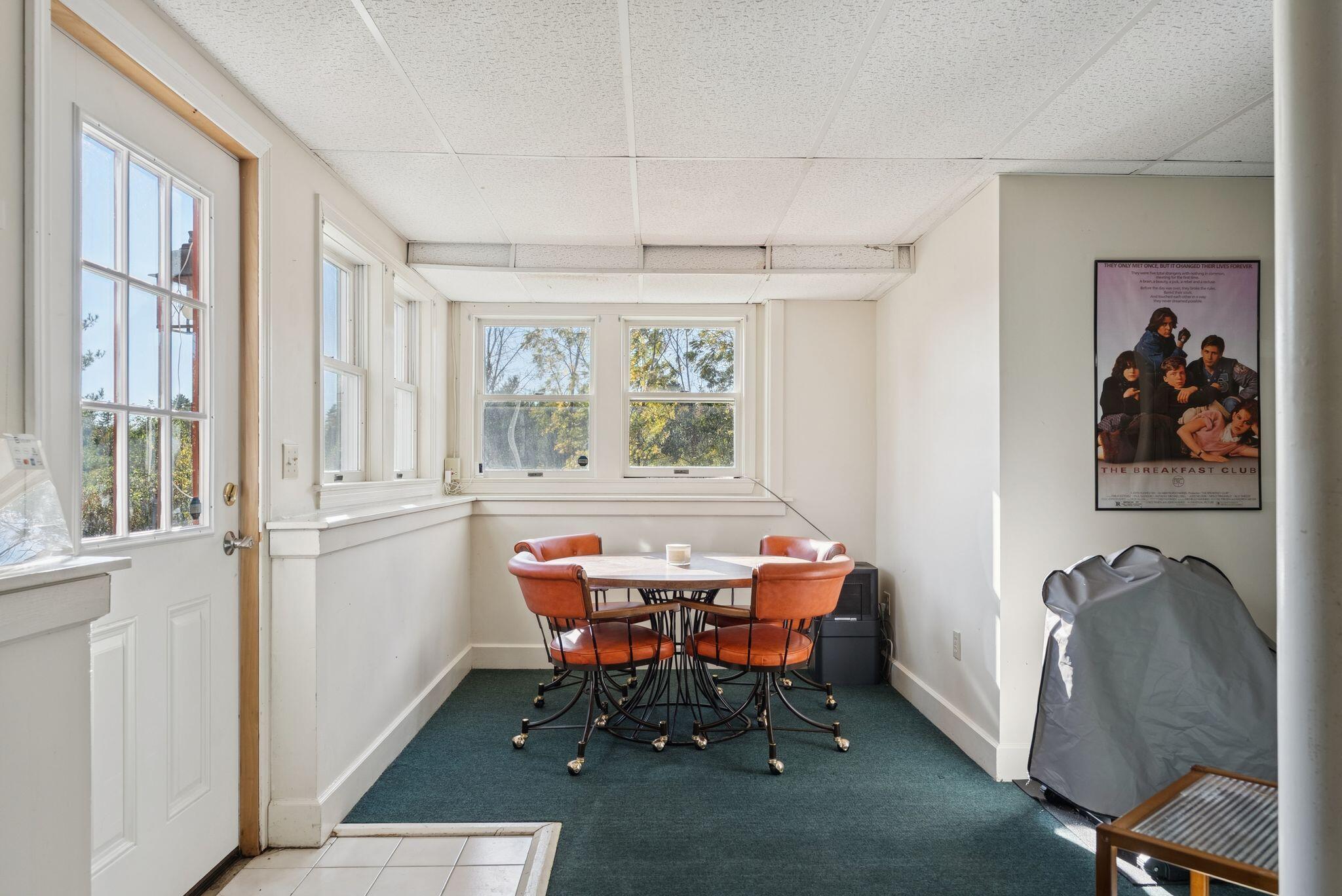 1 Fawn Meadow Lane