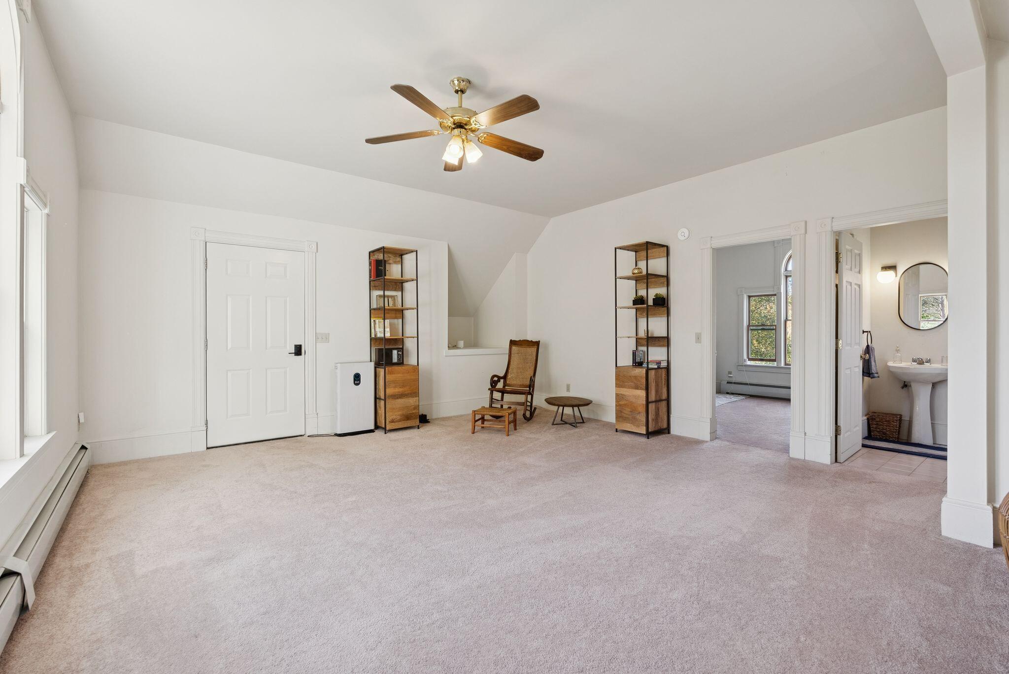 1 Fawn Meadow Lane