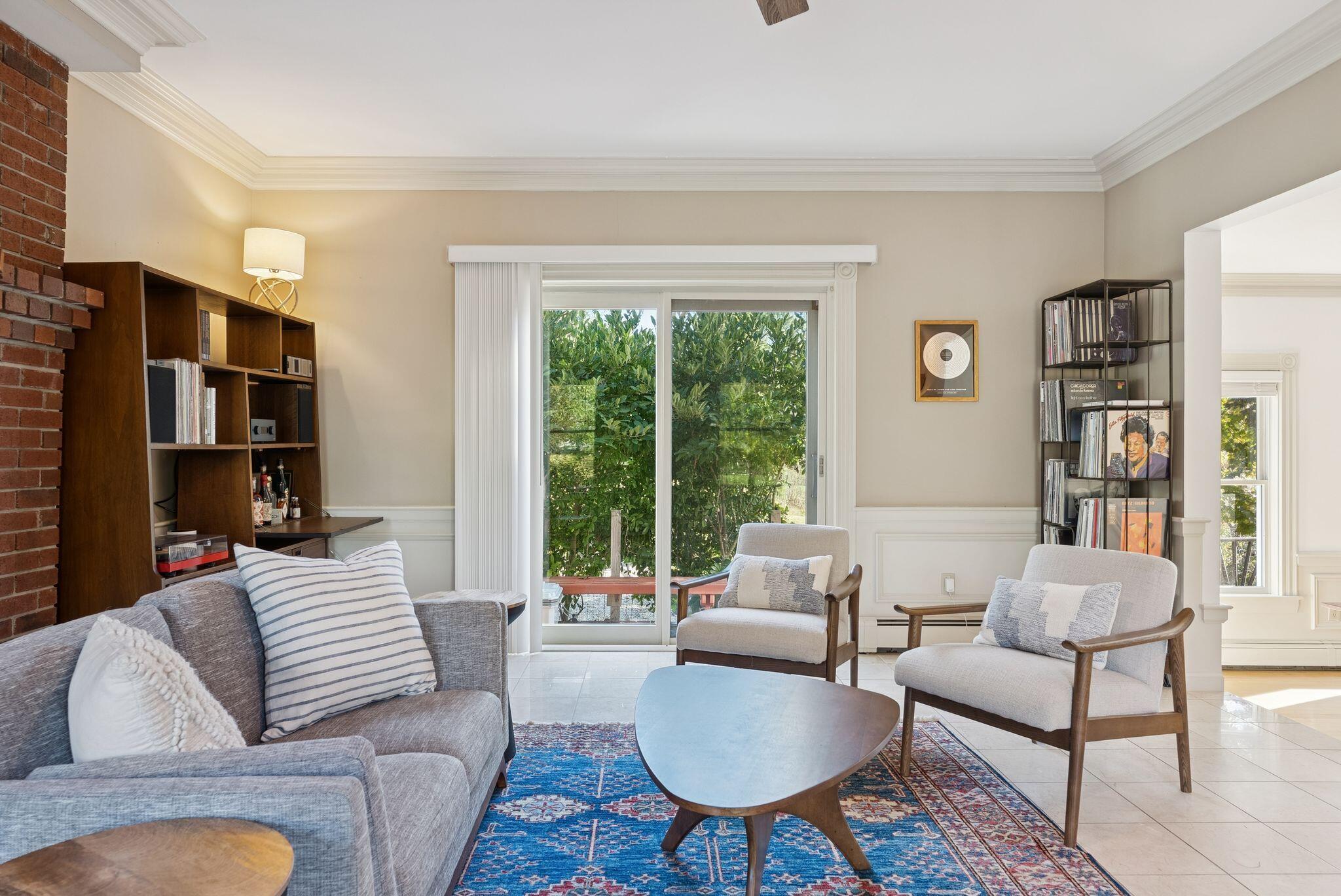 1 Fawn Meadow Lane