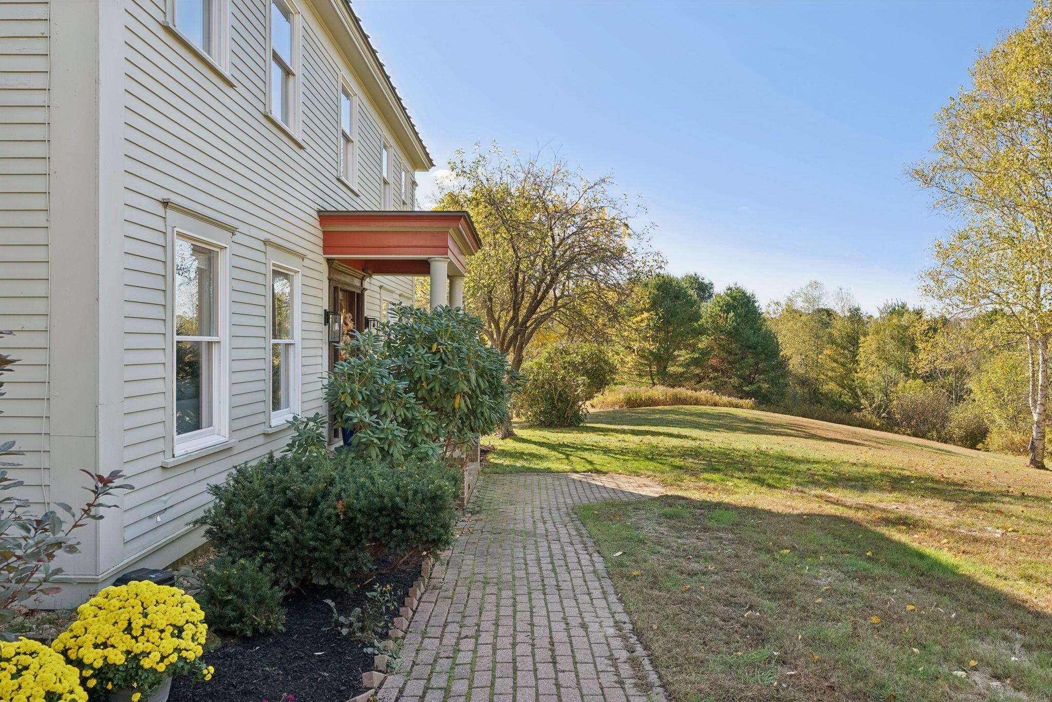 1 Fawn Meadow Lane