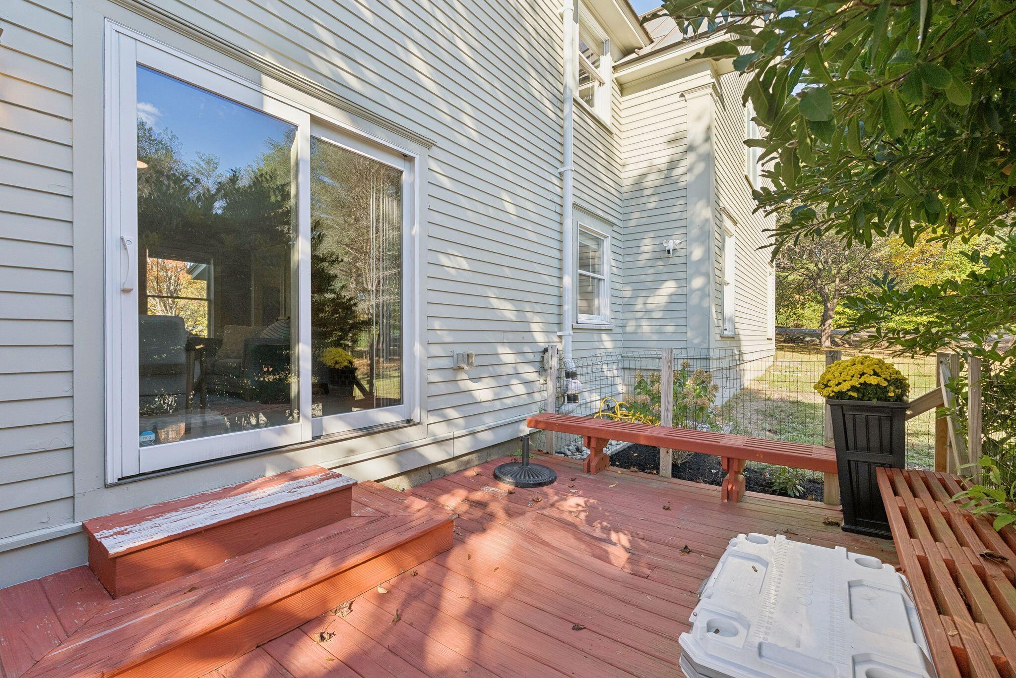 1 Fawn Meadow Lane