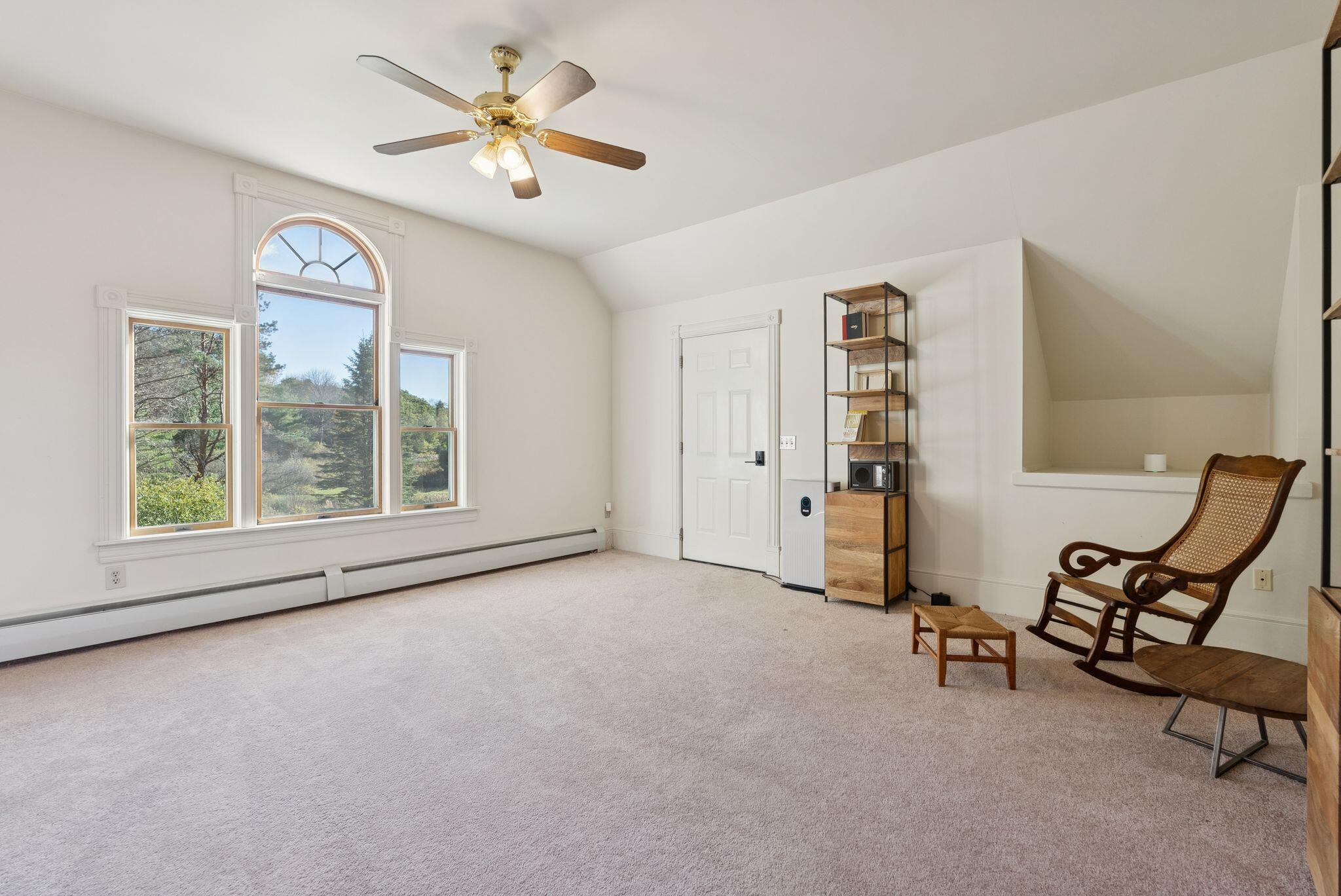 1 Fawn Meadow Lane
