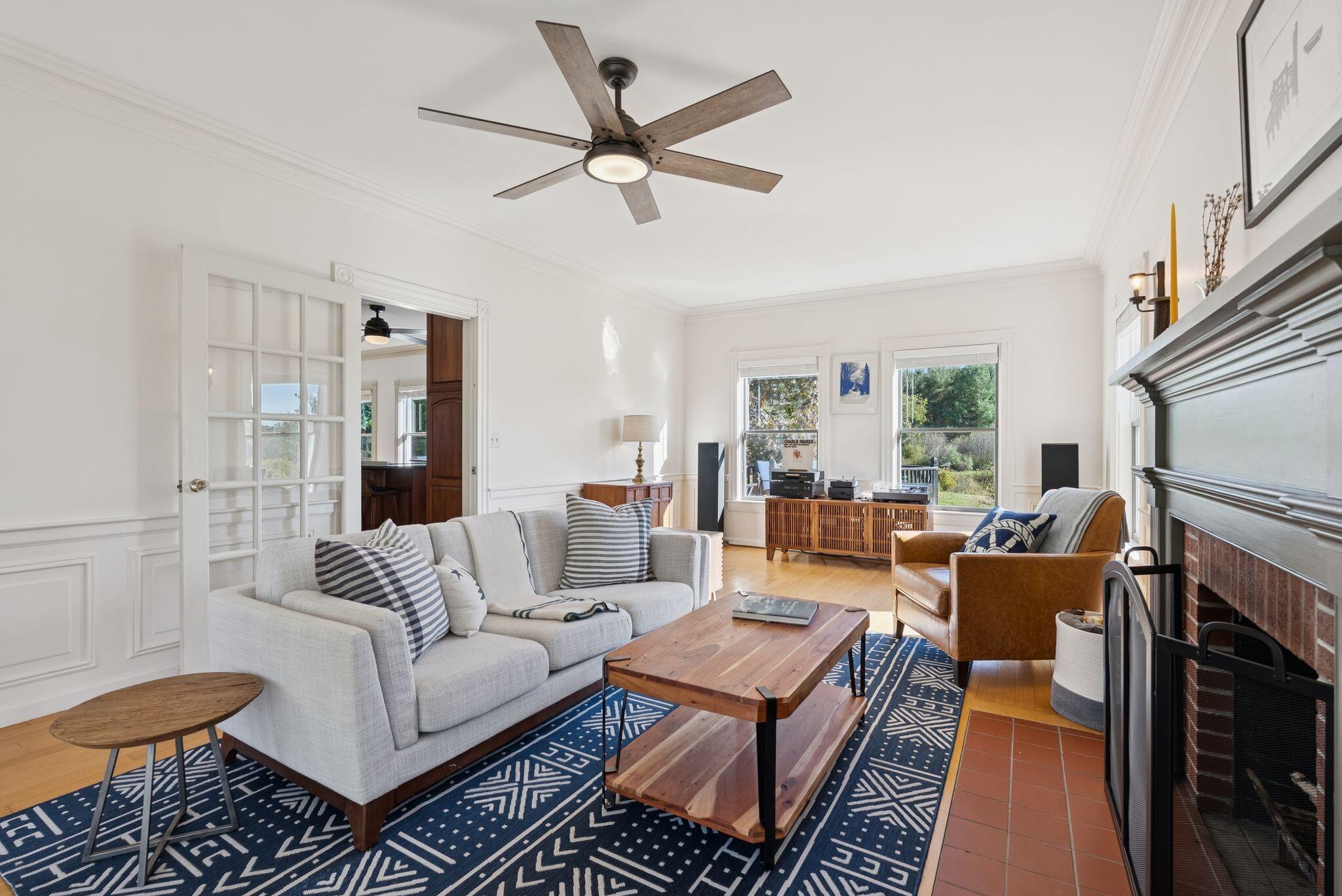 1 Fawn Meadow Lane