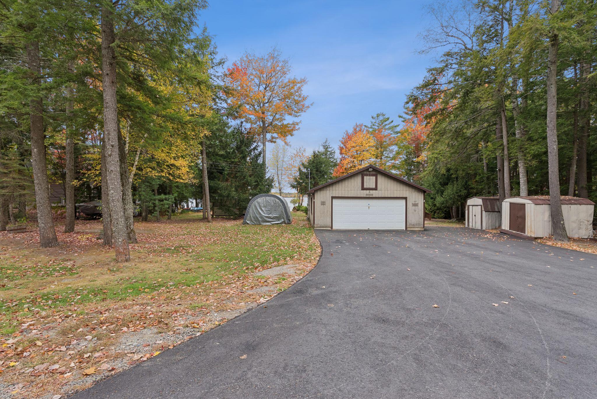 587 Woodland Avenue