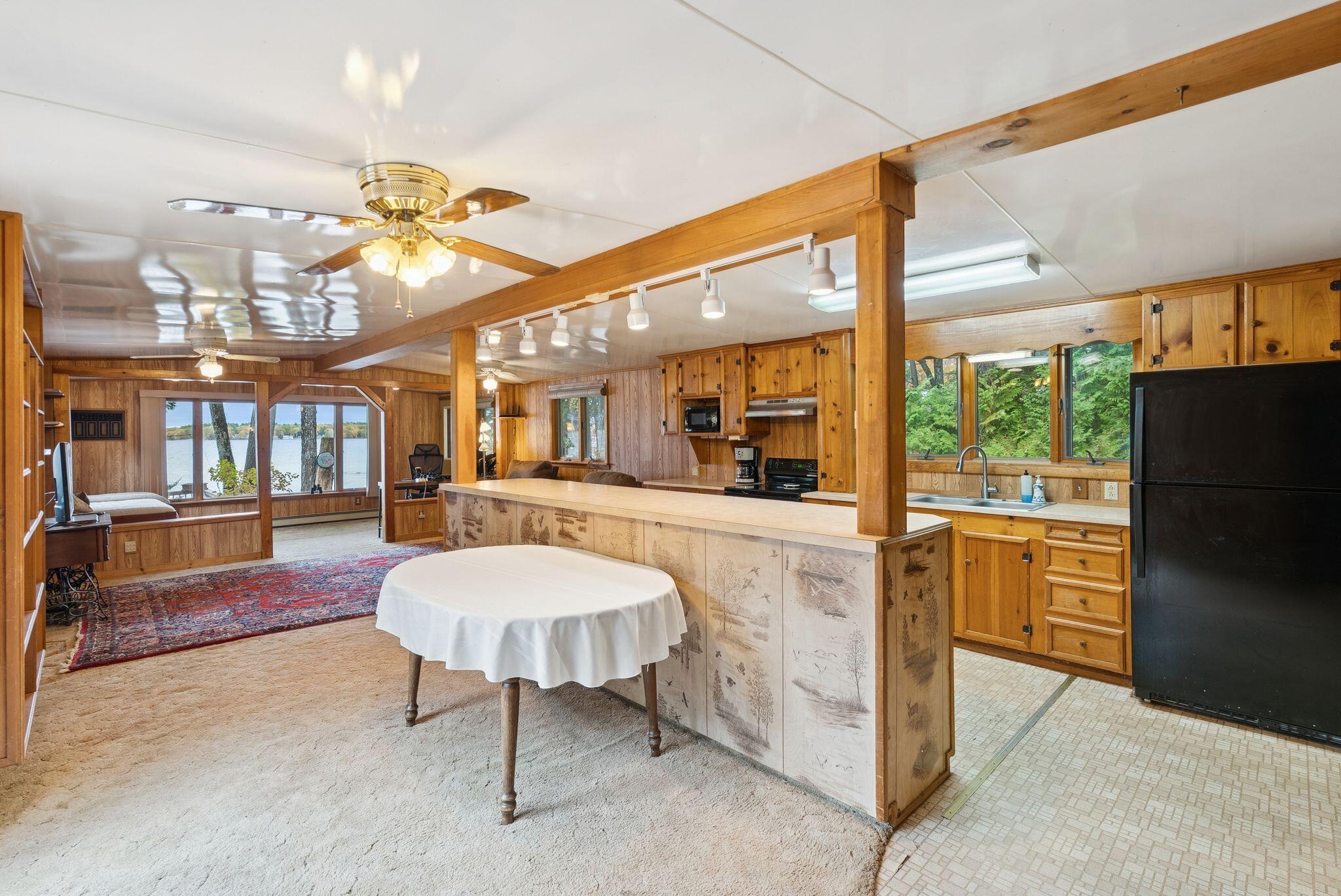587 Woodland Avenue
