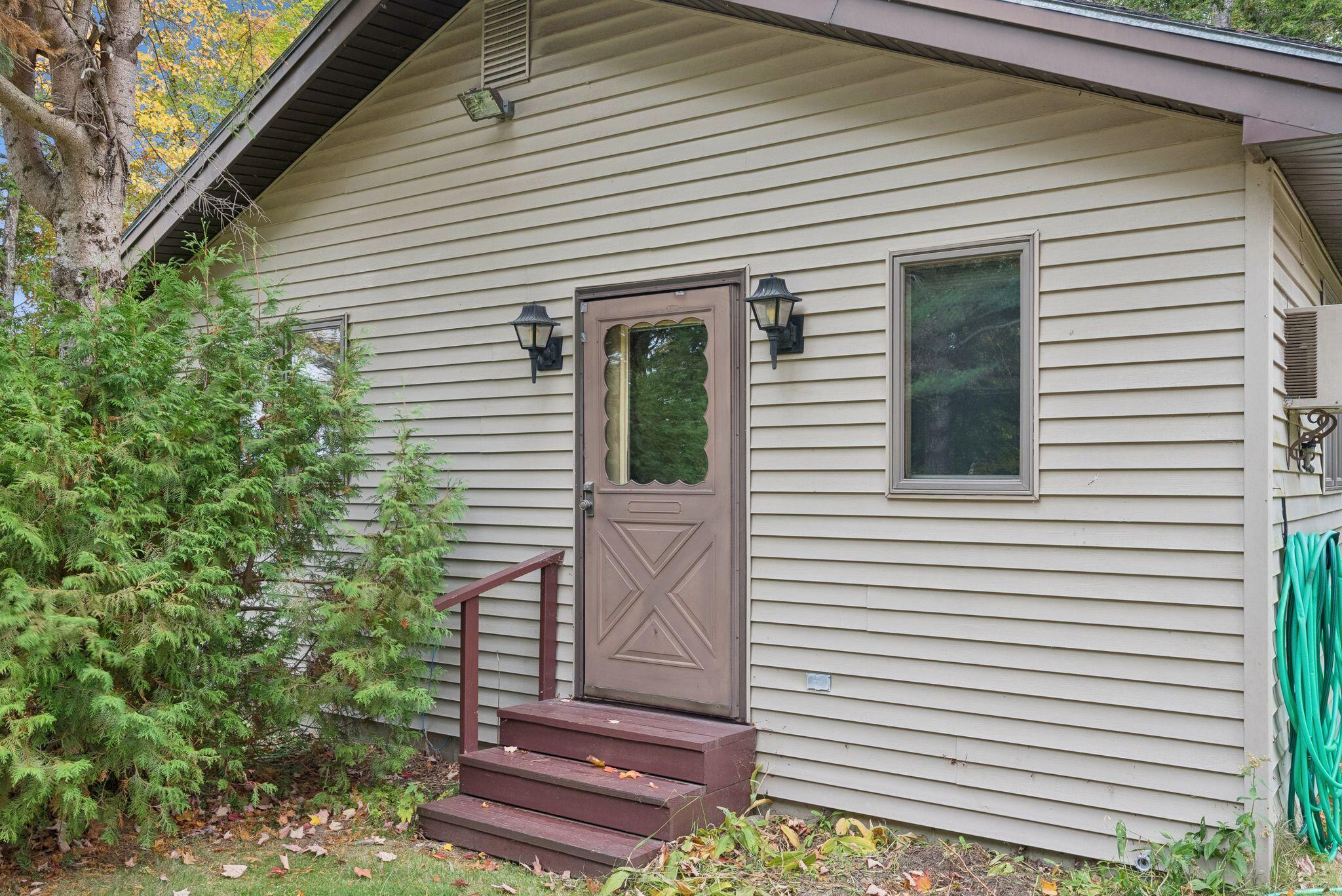 587 Woodland Avenue