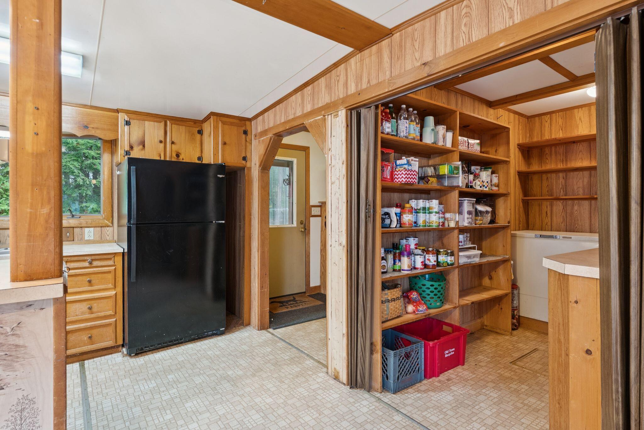587 Woodland Avenue