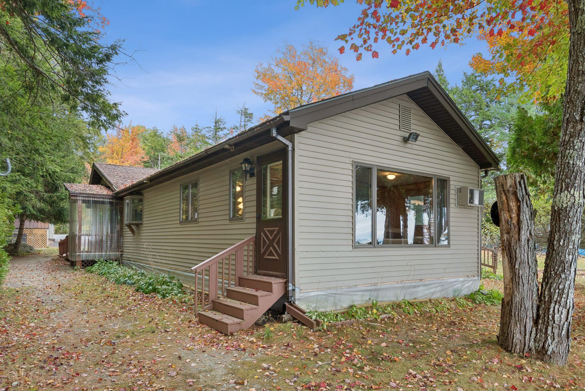 587 Woodland Avenue