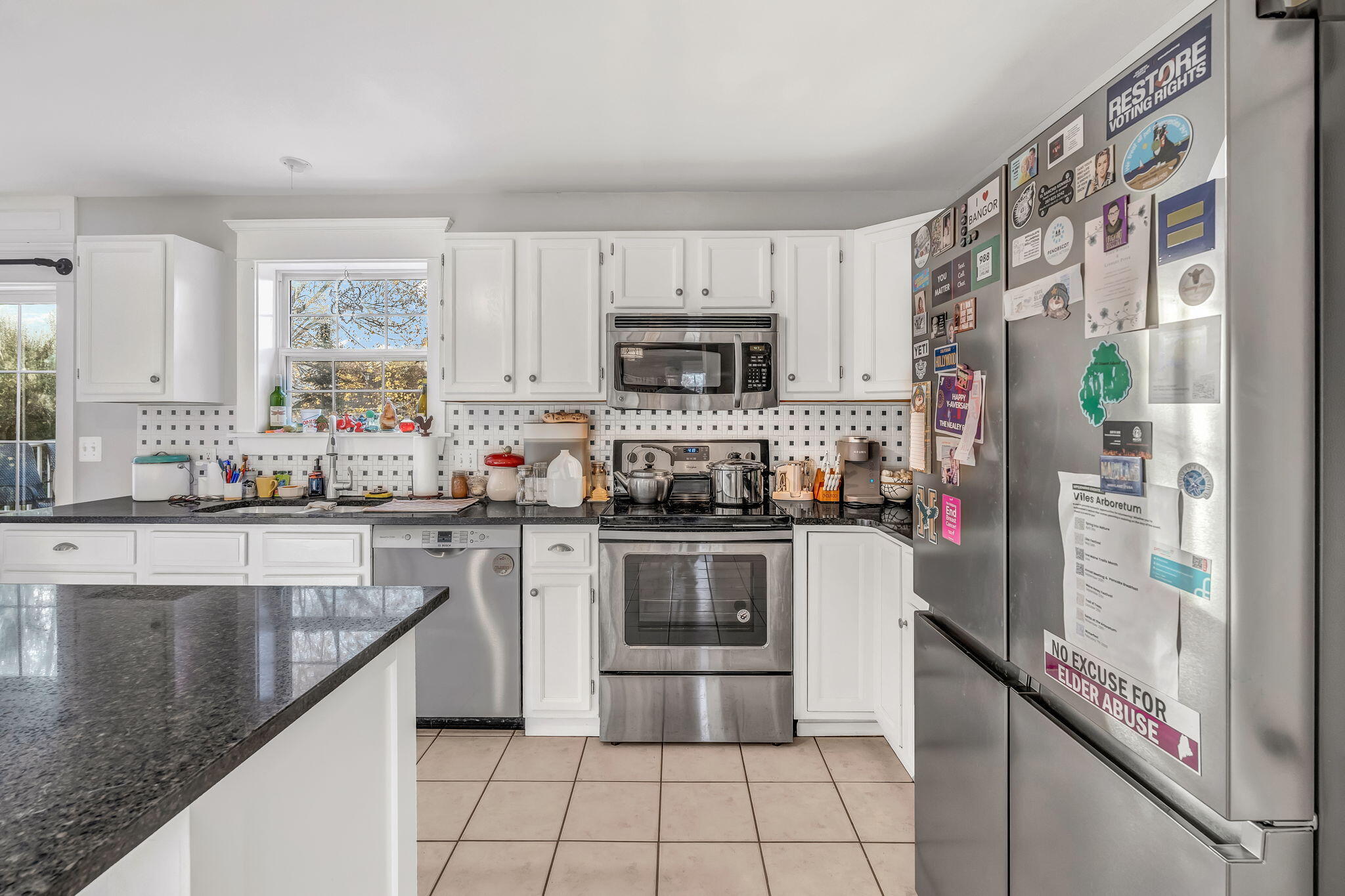 10 Independence Avenue