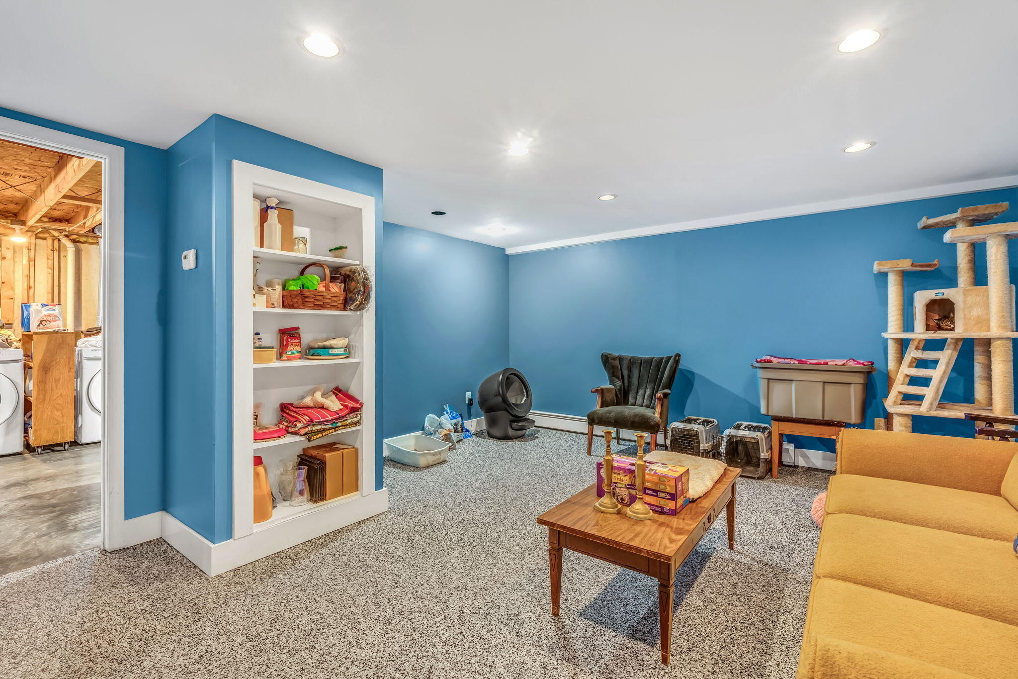 10 Independence Avenue