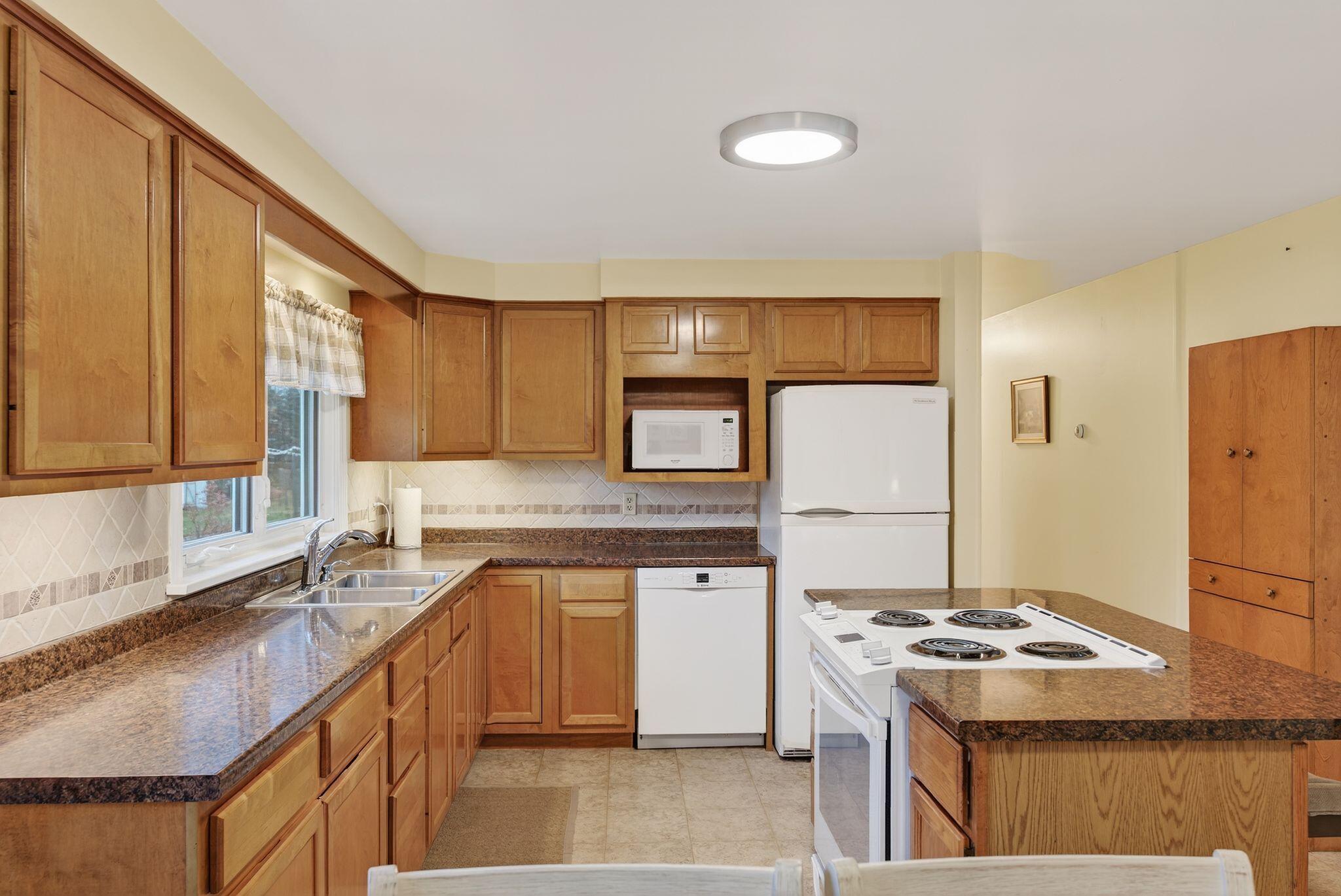 12 Mallett Drive