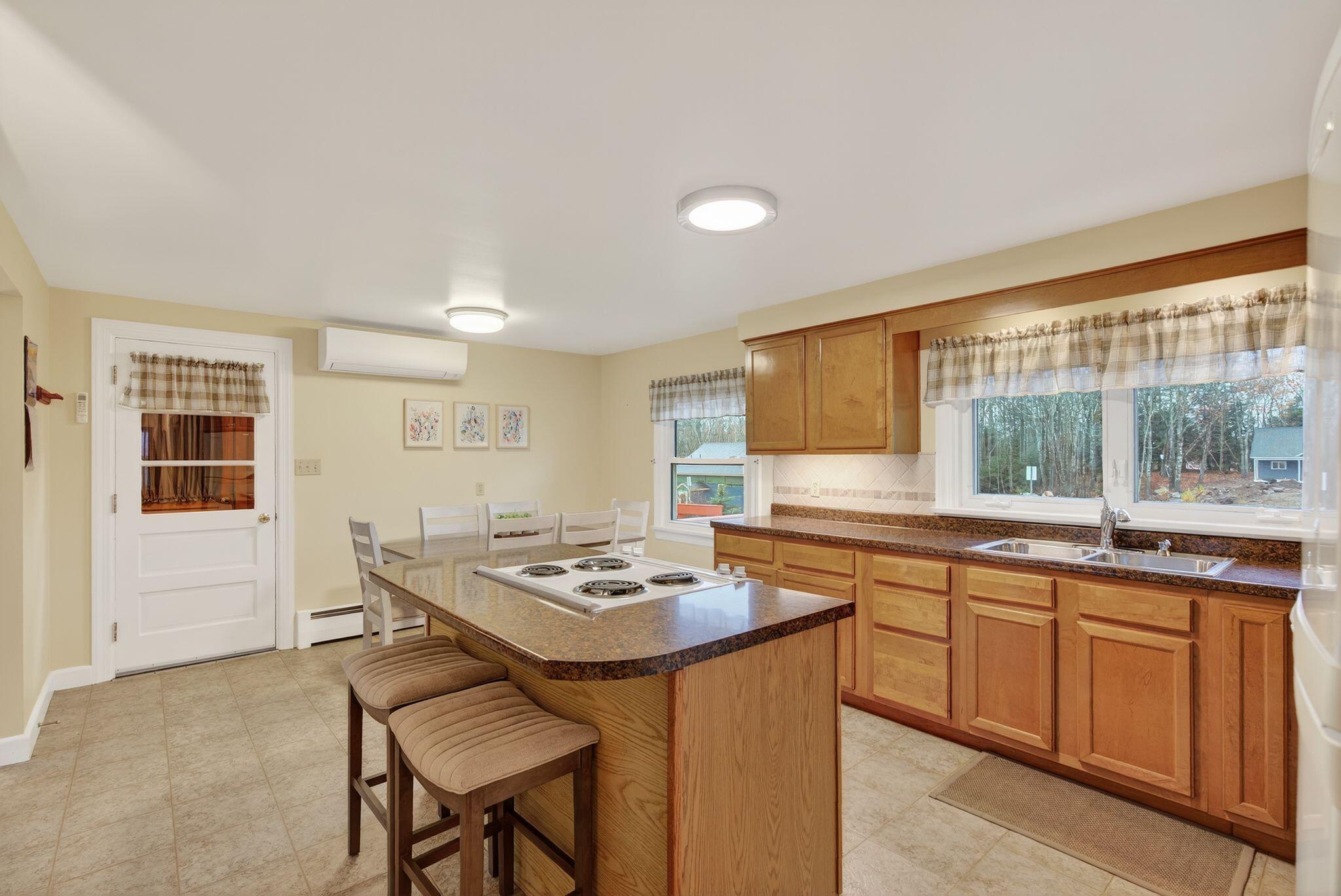 12 Mallett Drive