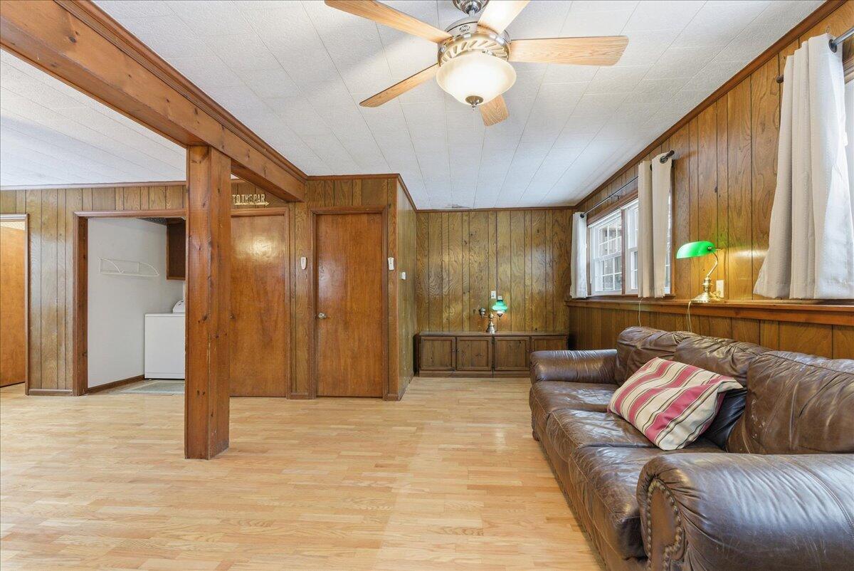 1011 Western Avenue