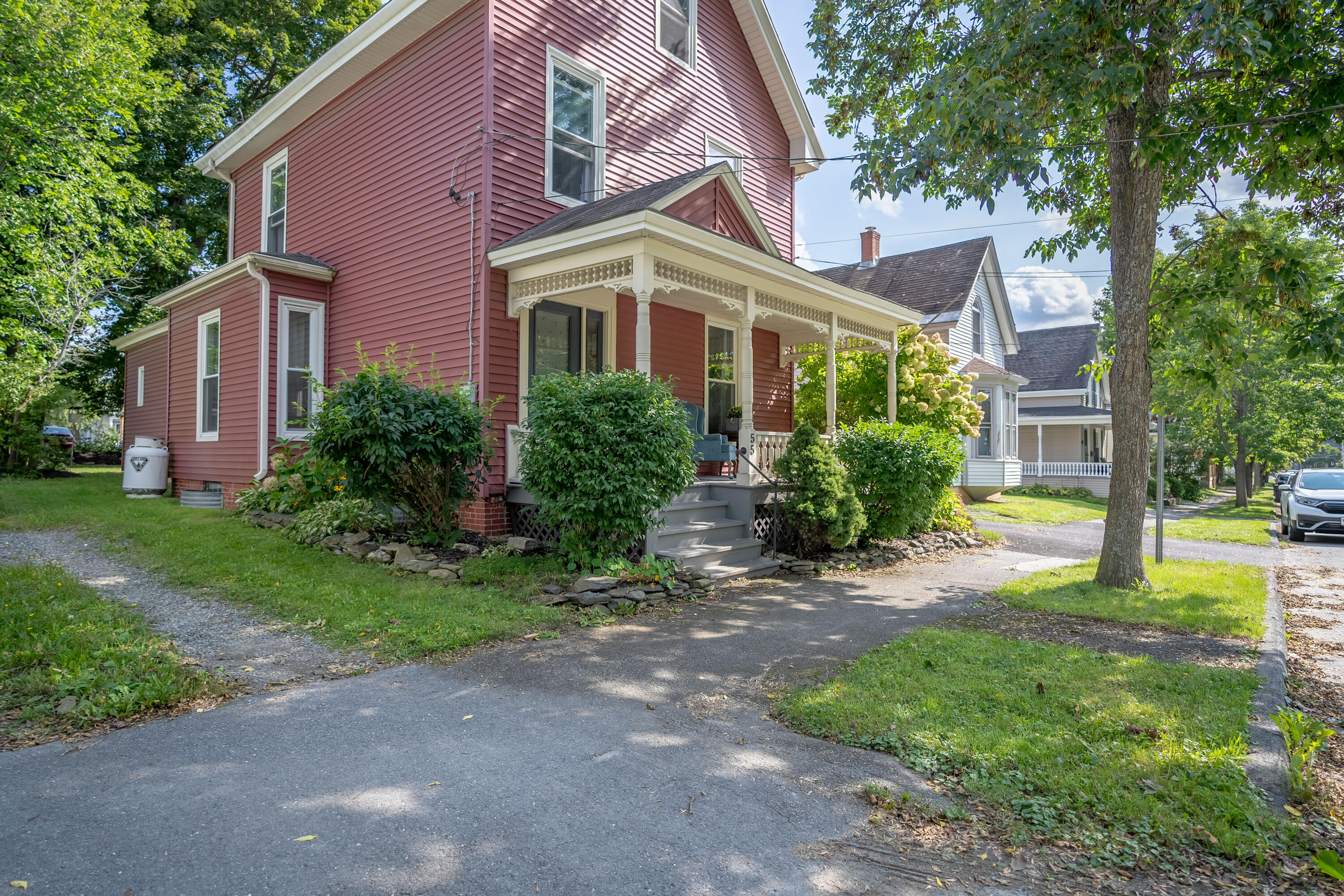55 Parkview Avenue