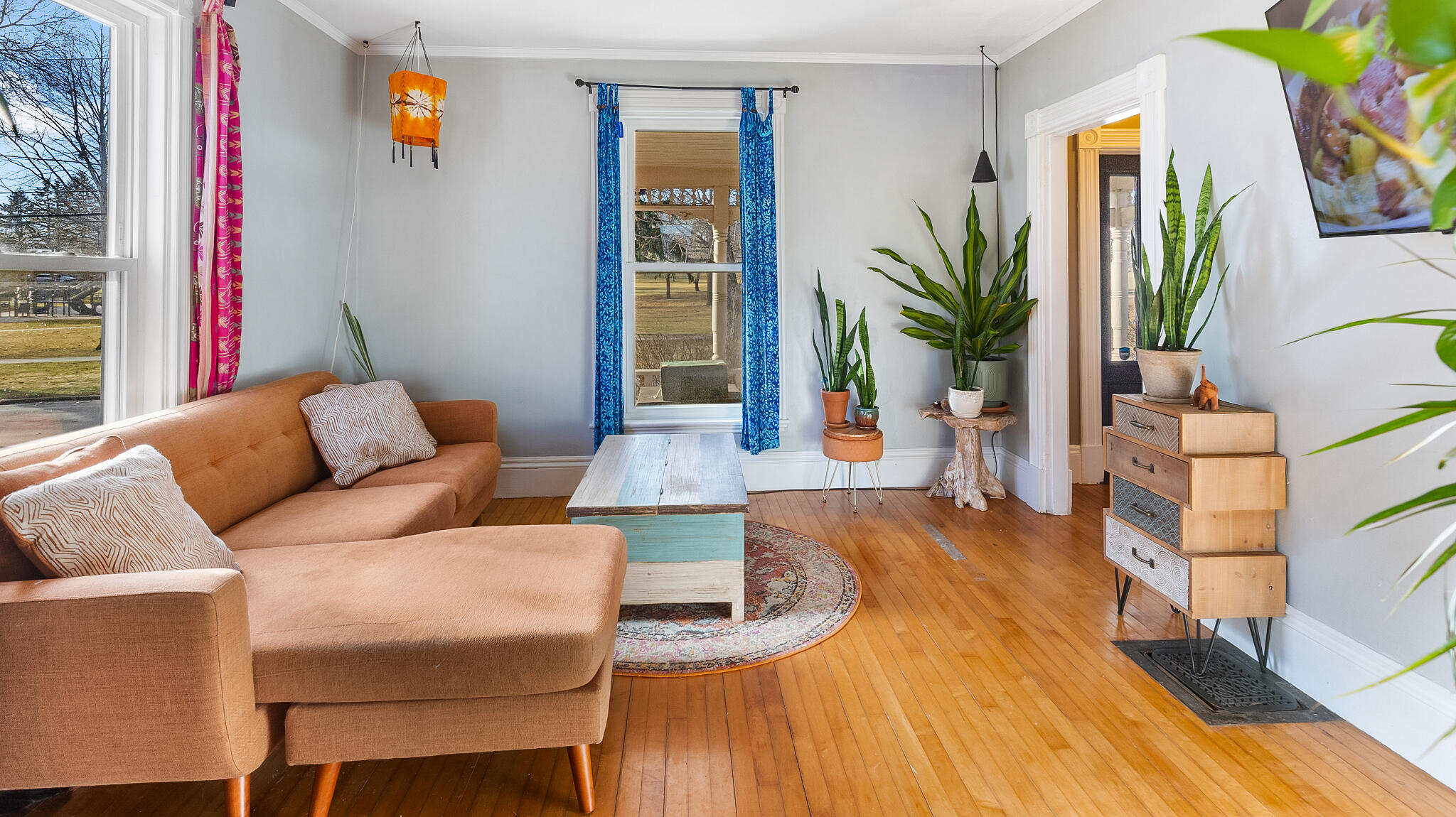 55 Parkview Avenue