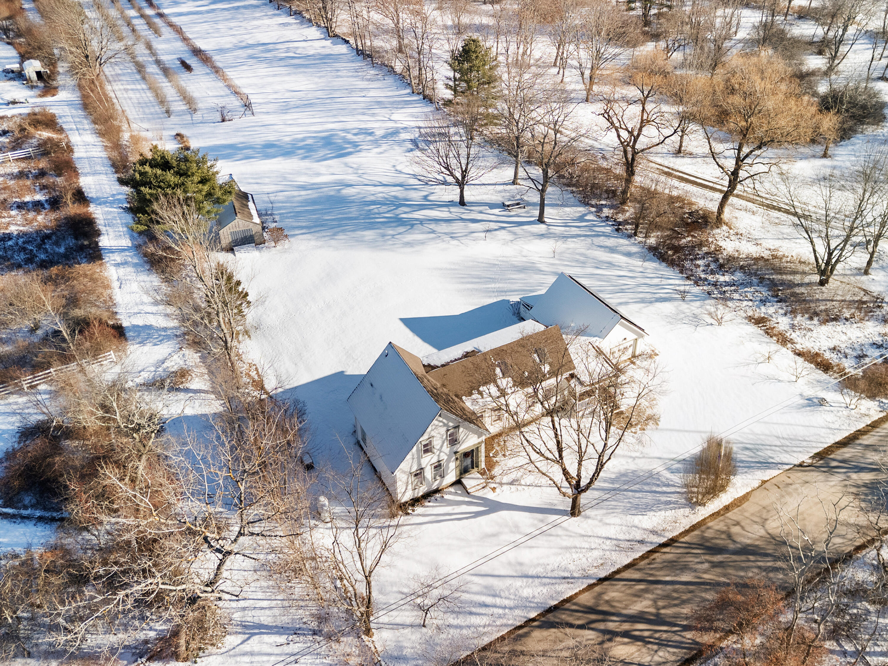 902 Dutch Neck Road