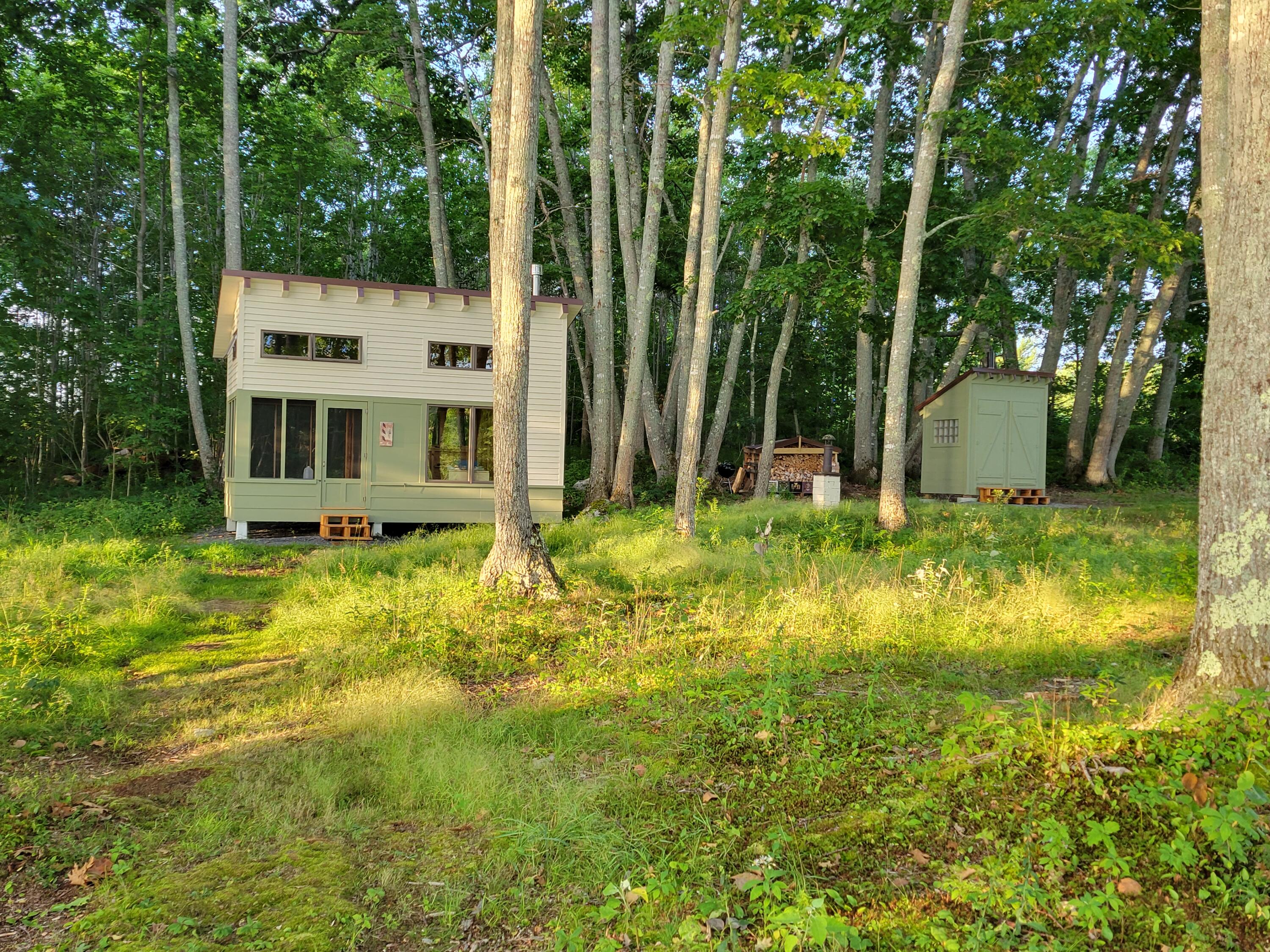 902 Dutch Neck Road