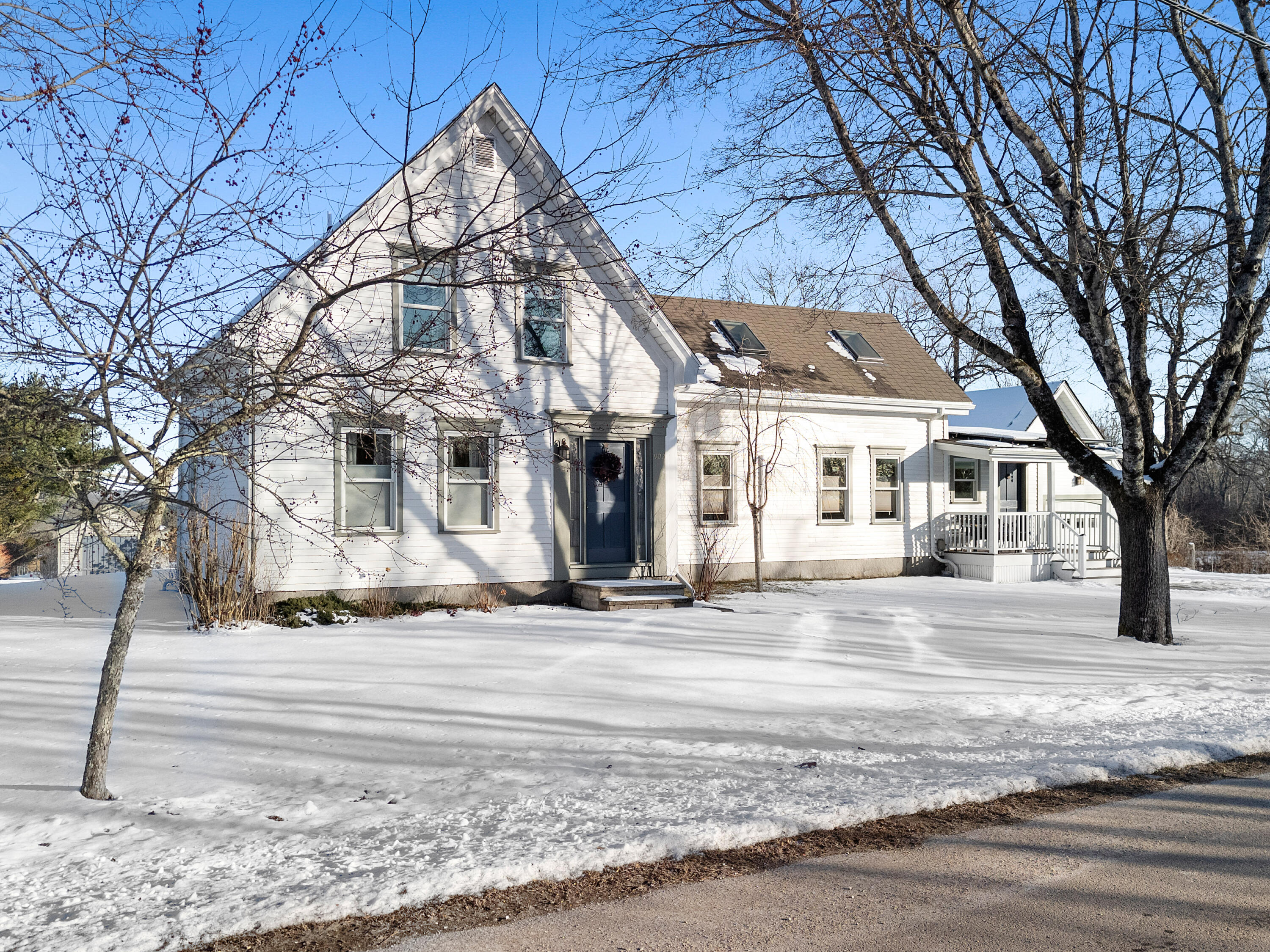 902 Dutch Neck Road