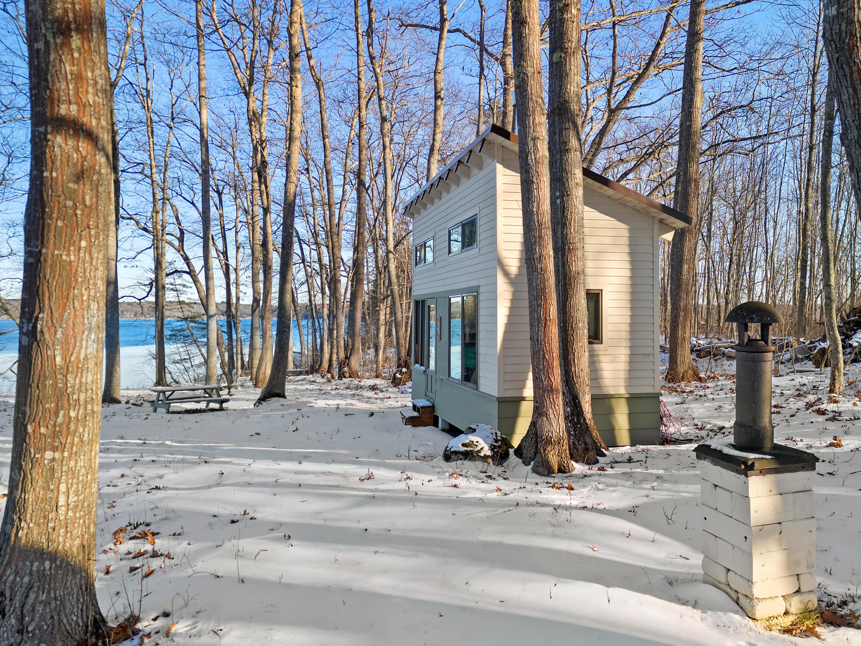 902 Dutch Neck Road