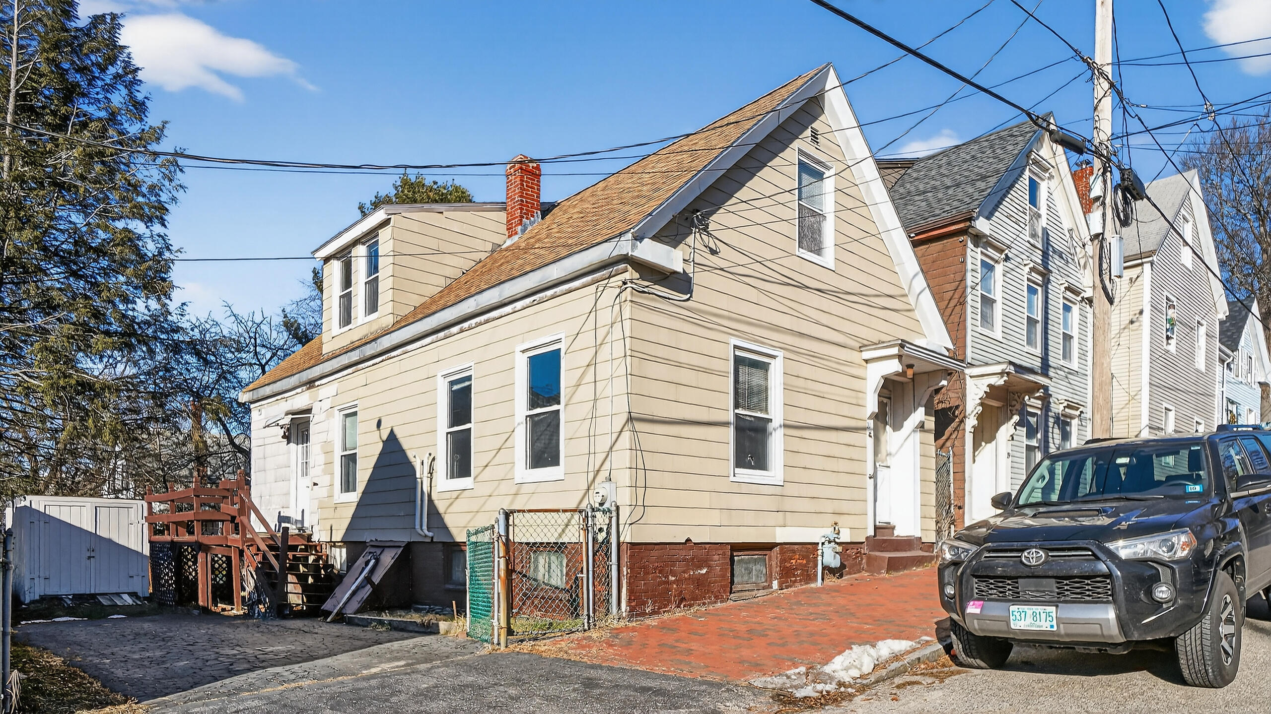 21 Madison Street