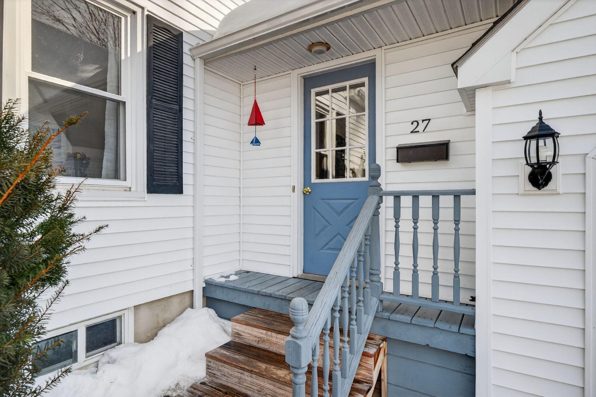 27 Bowdoin Street