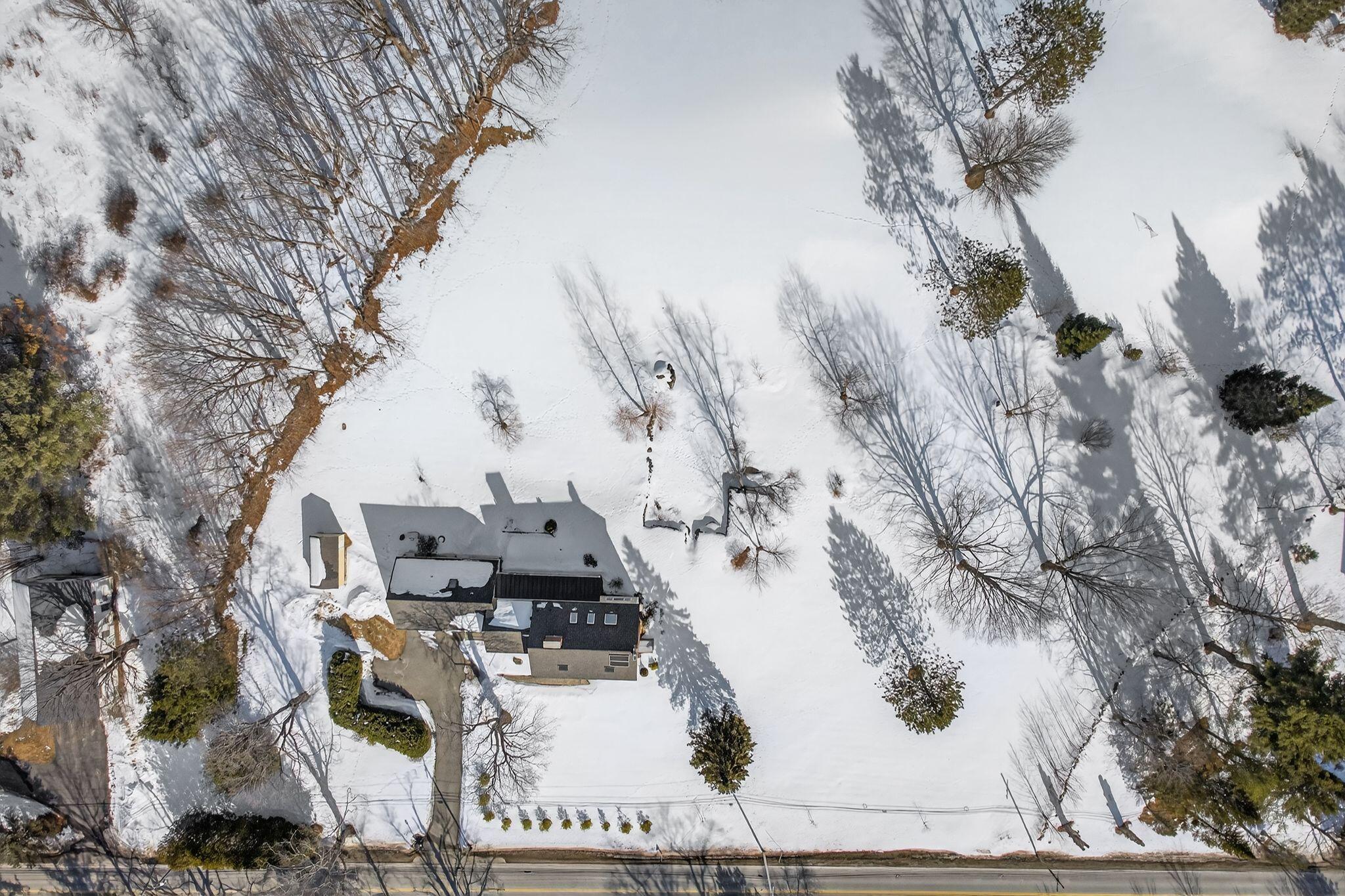 525 W Auburn Road