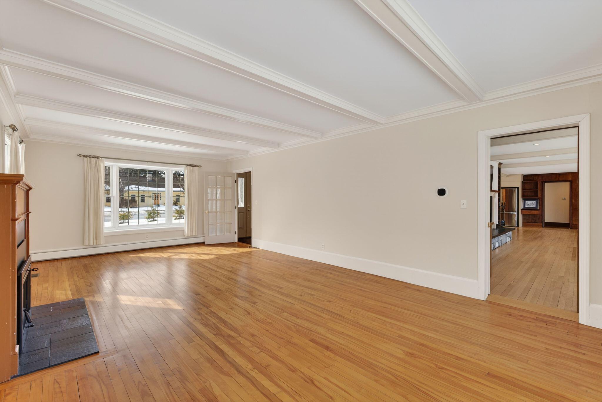 525 W Auburn Road