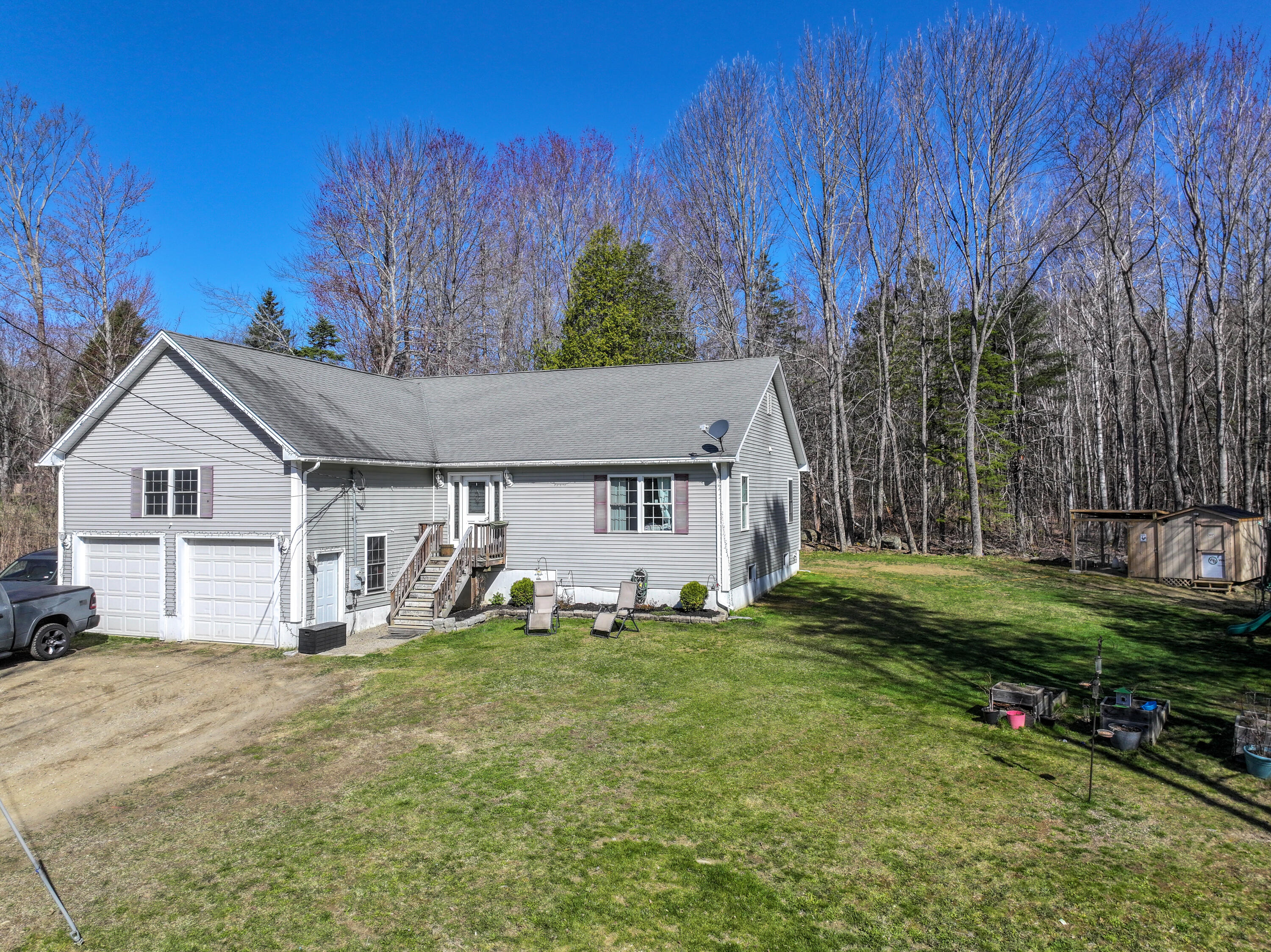 49 Stetson Road W