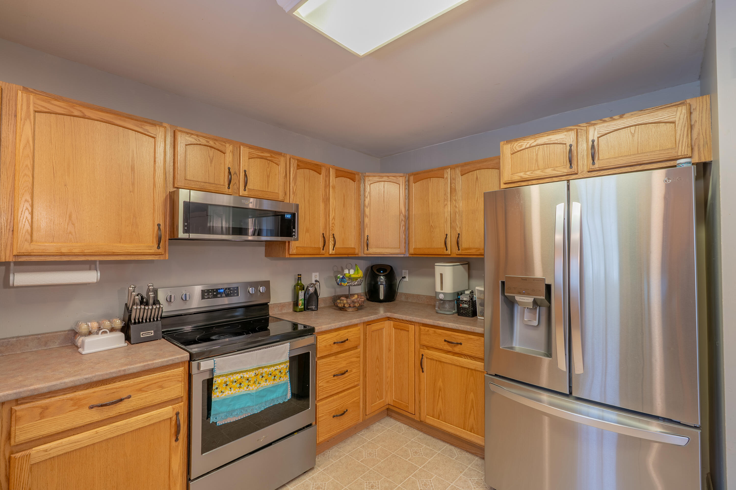 49 Stetson Road W