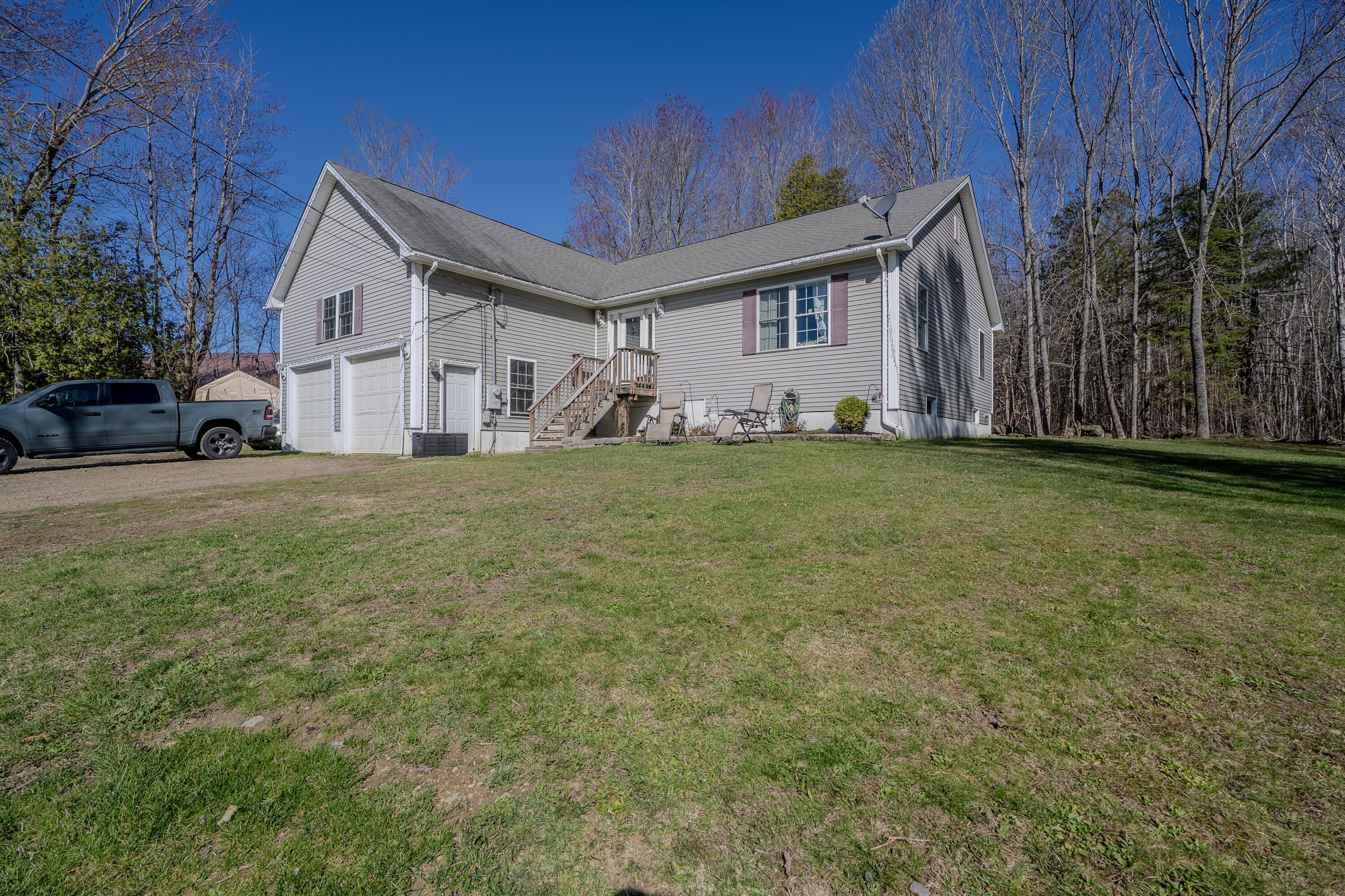 49 Stetson Road W