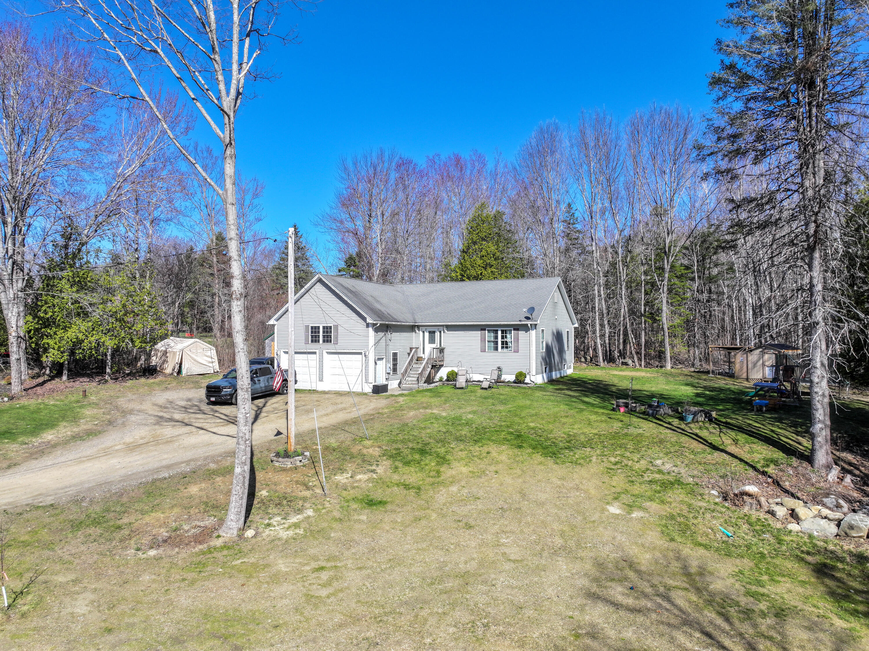 49 Stetson Road W