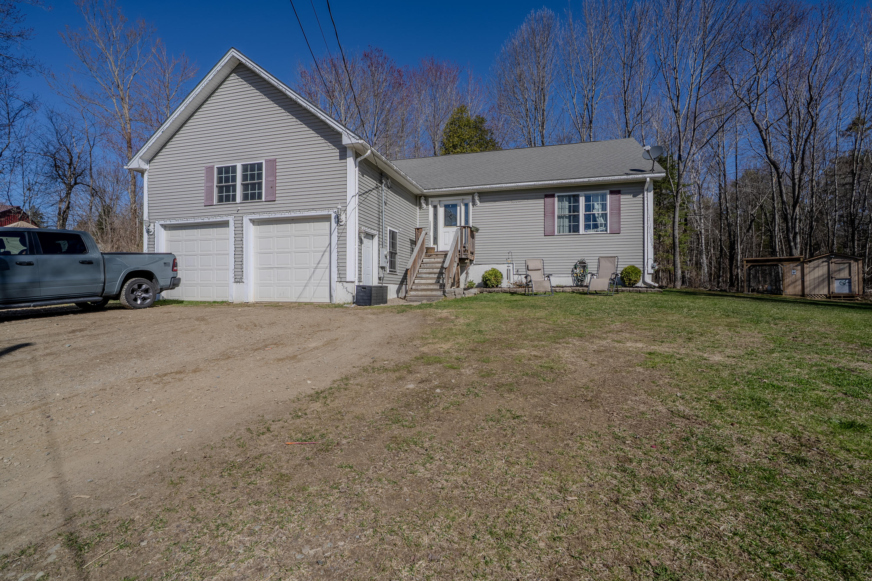 49 Stetson Road W