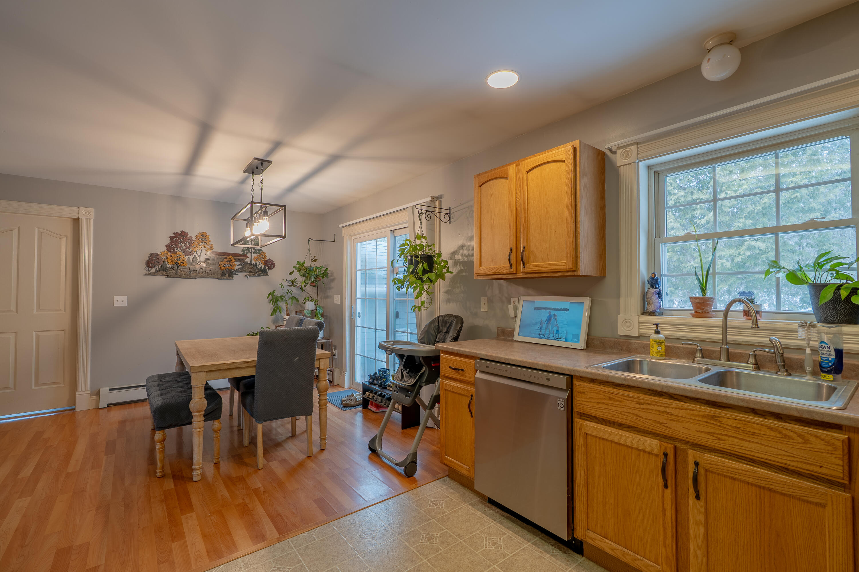 49 Stetson Road W