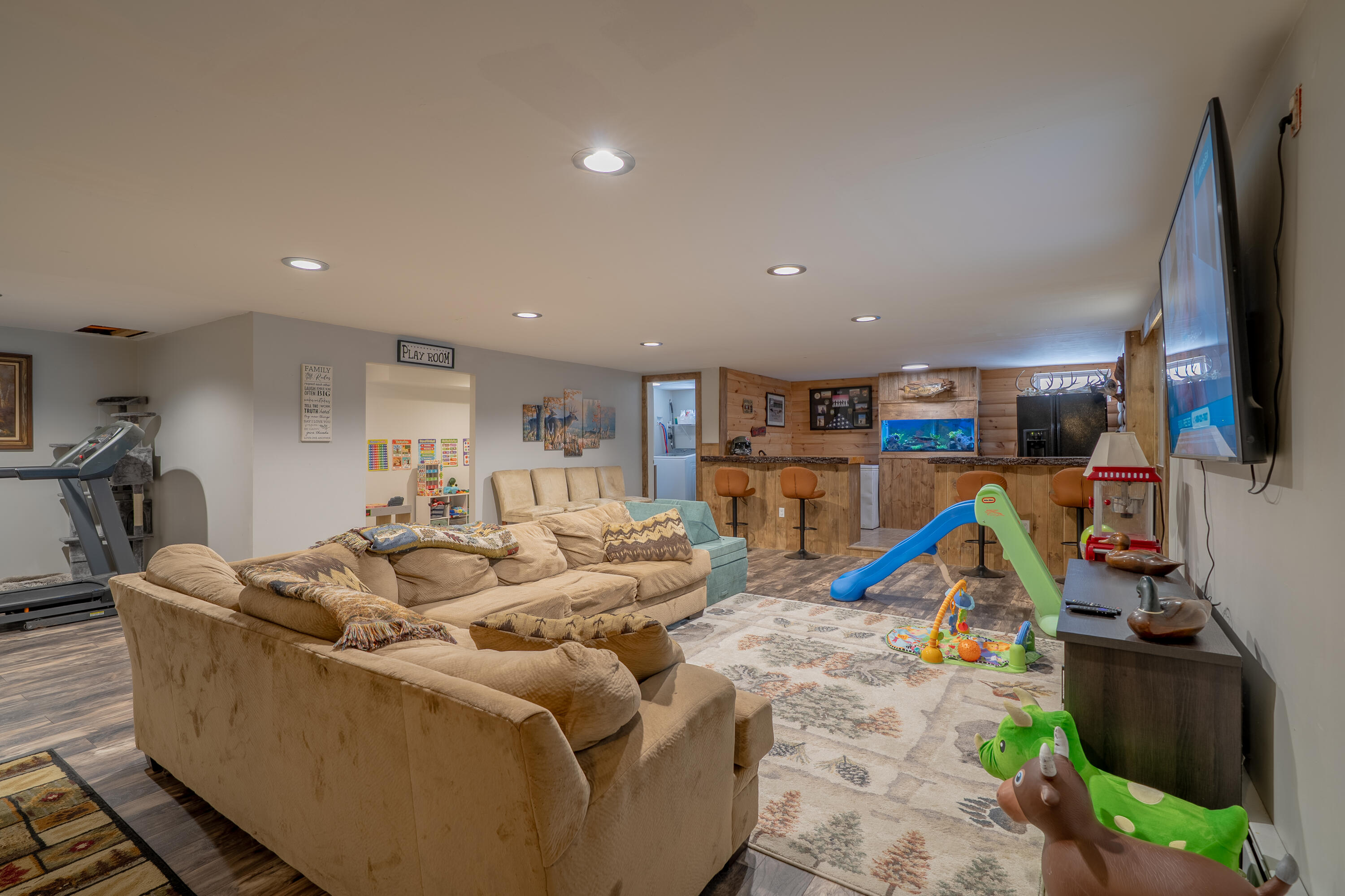 49 Stetson Road W