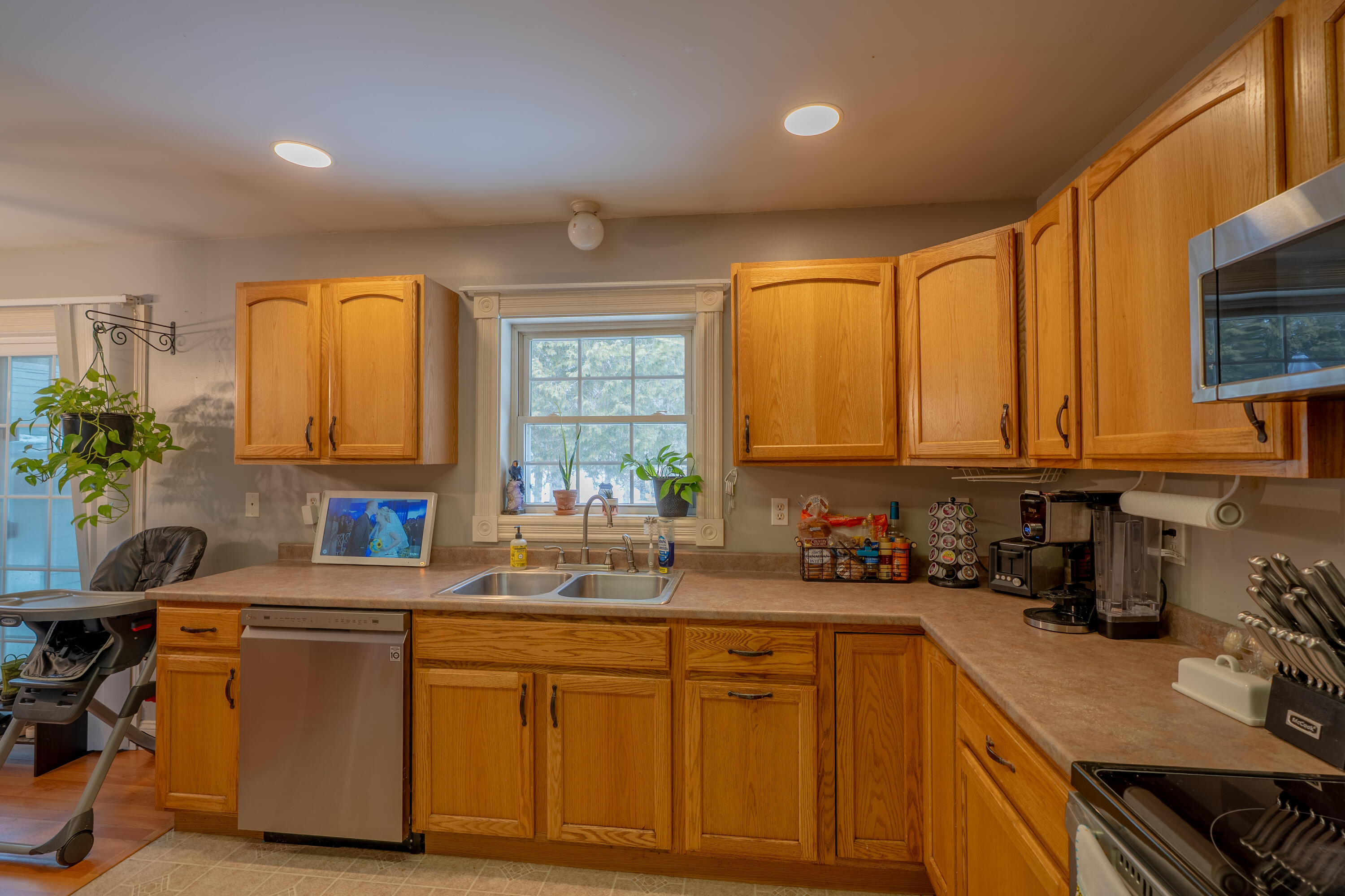 49 Stetson Road W