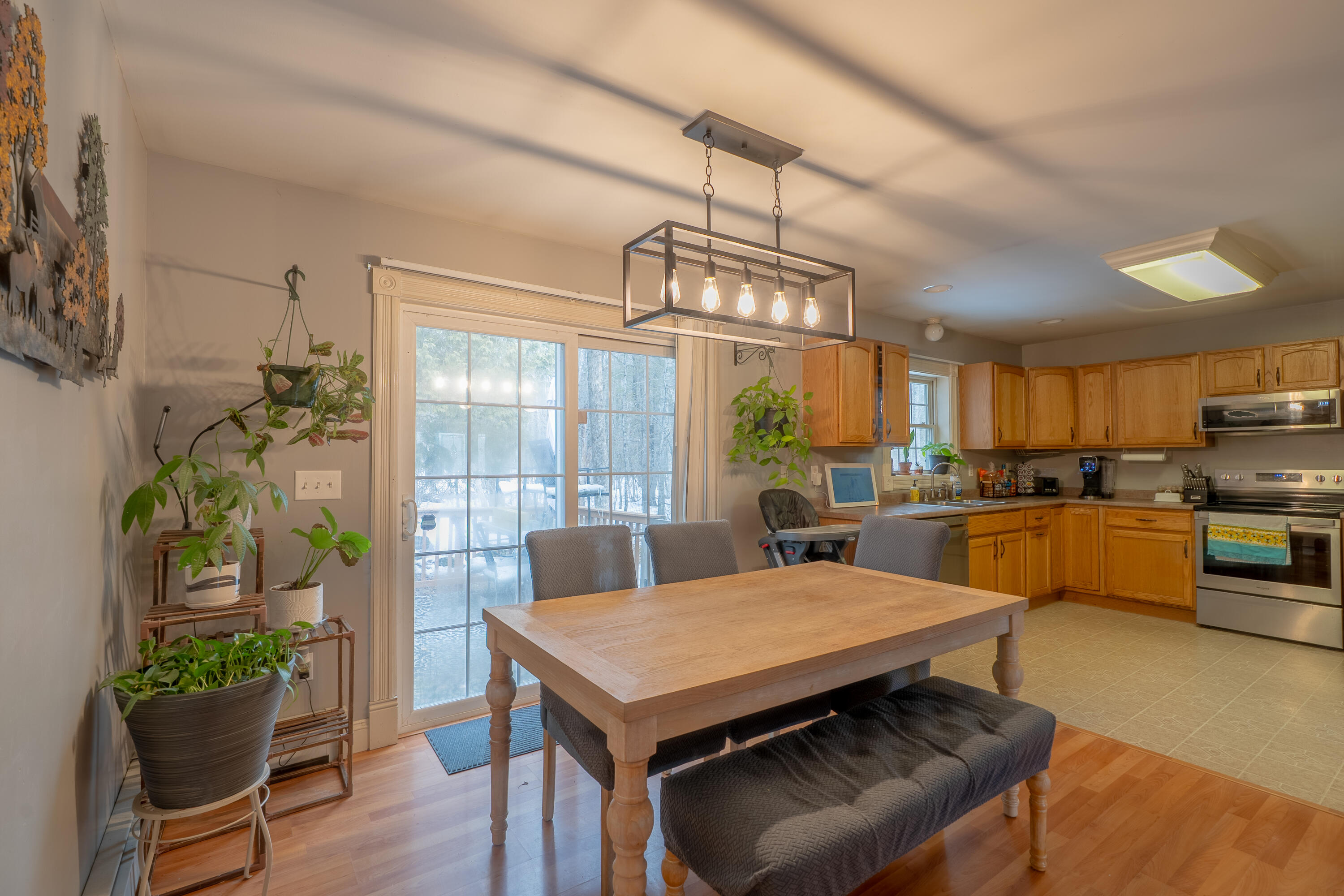 49 Stetson Road W