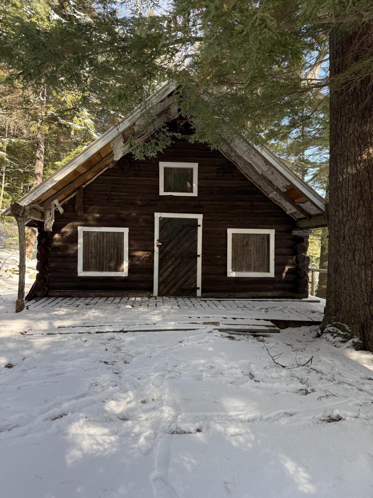 157 Craig Pond Trail
