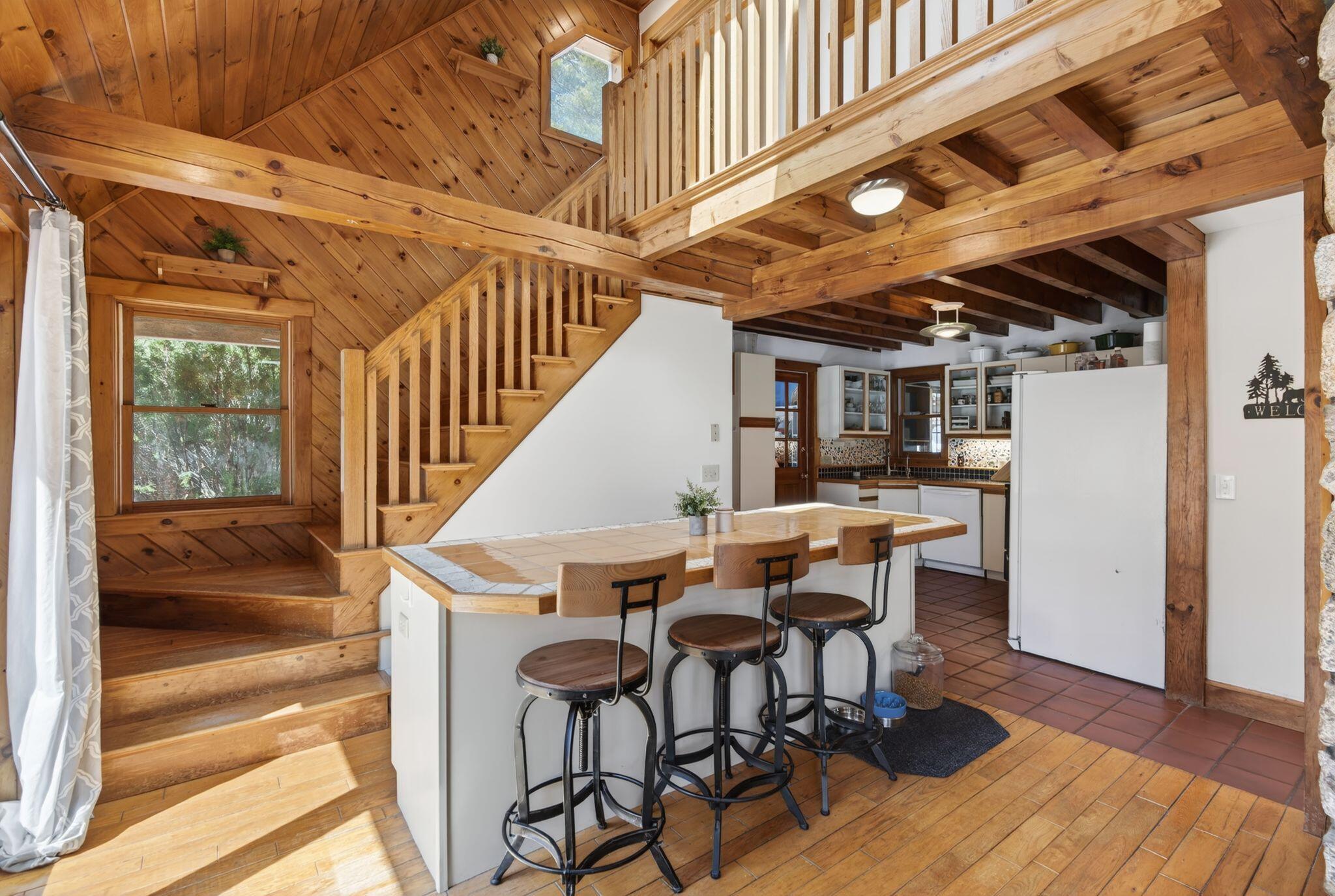 521 Mayall Road