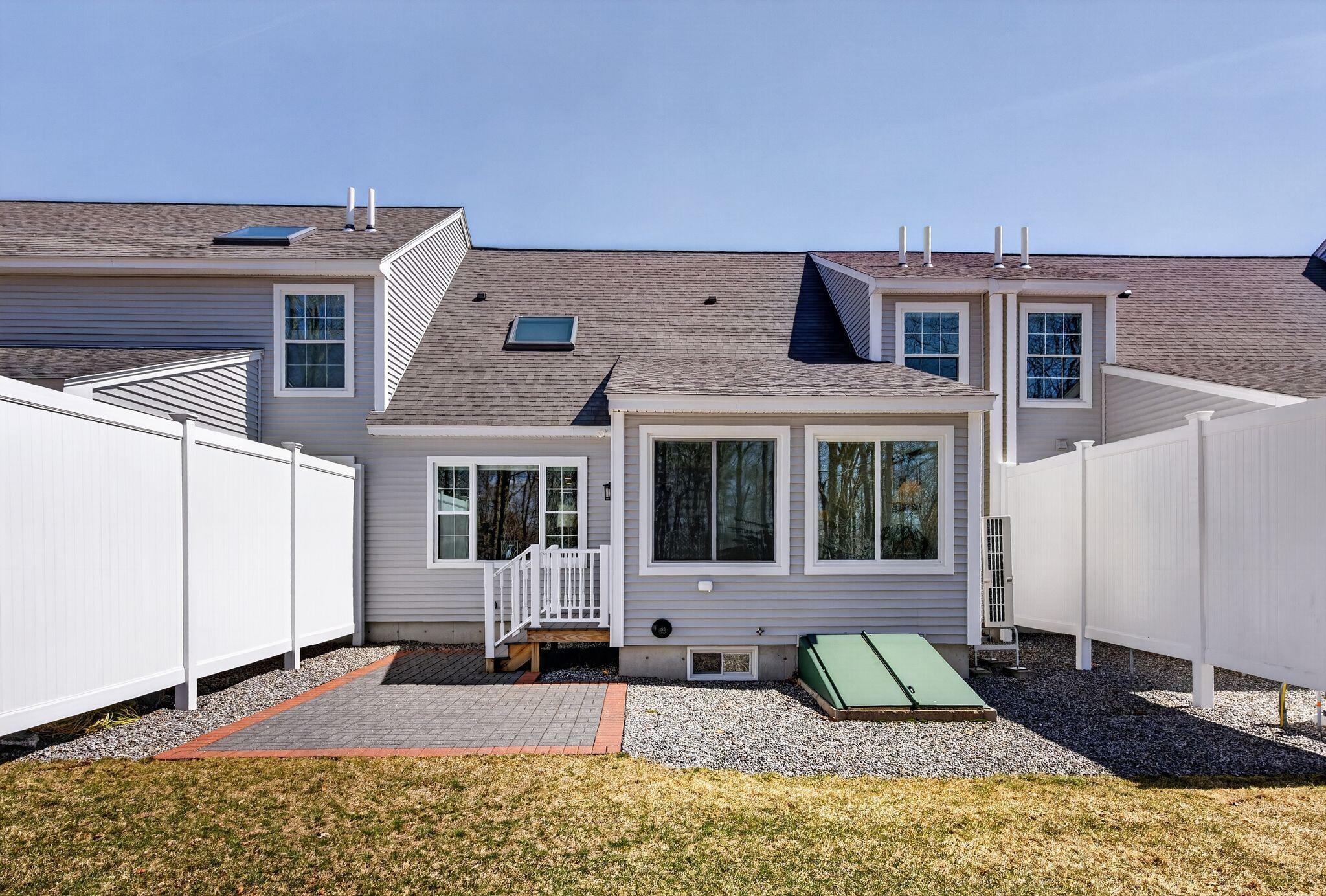 14 Mica Court 51P