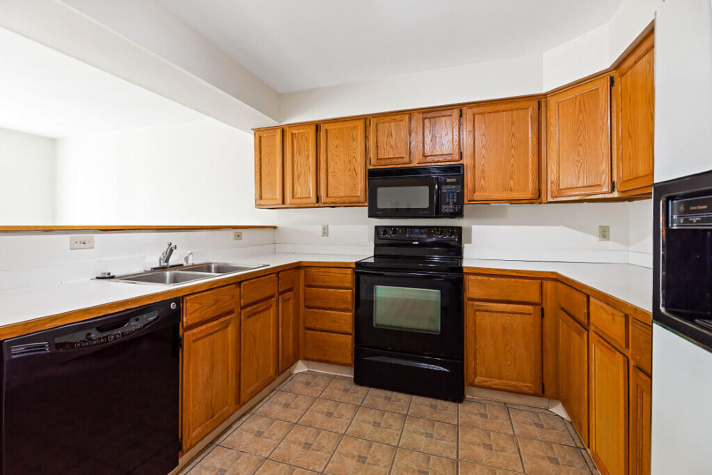 2 Schooner Ridge Road 11