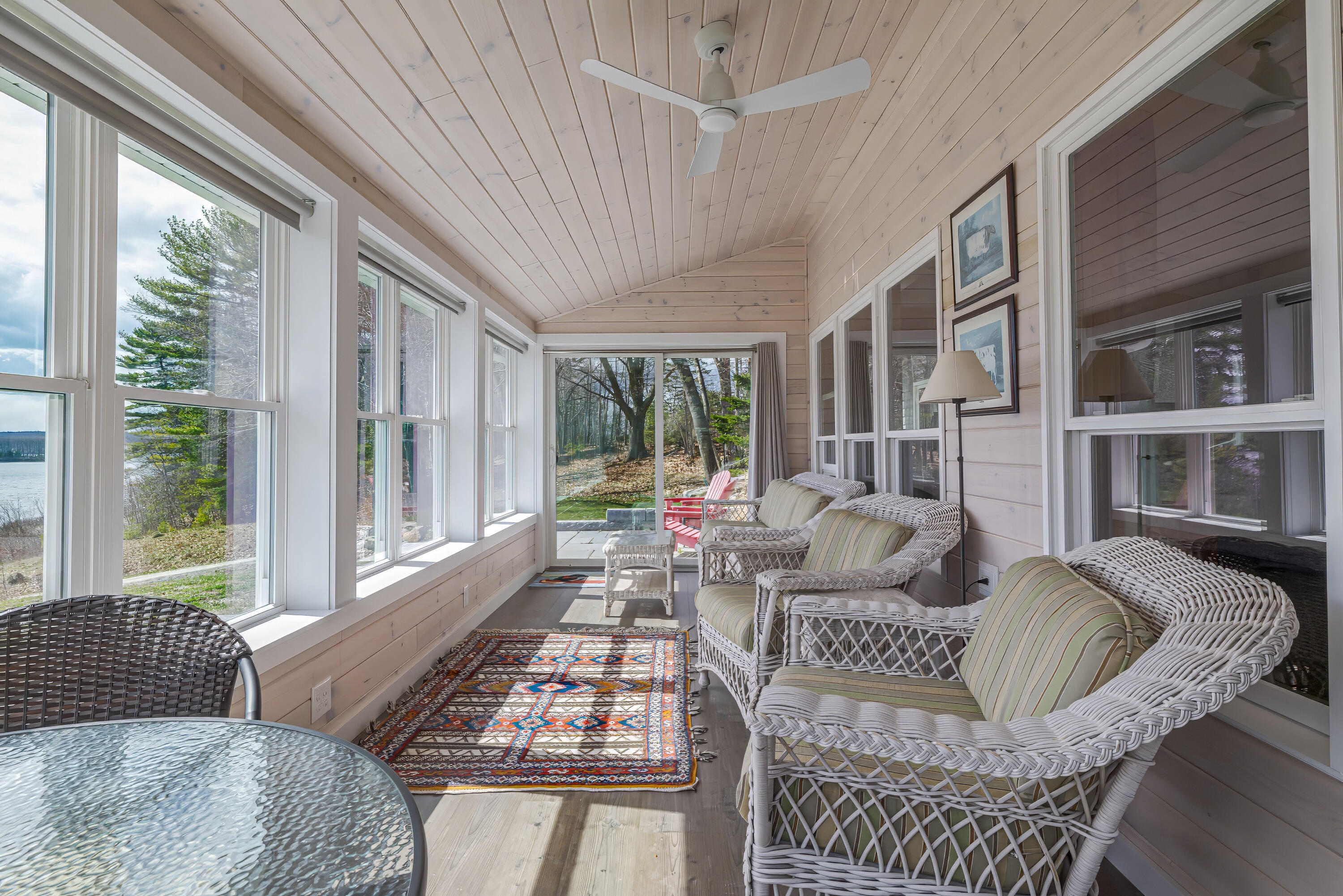 27 Town Landing Road