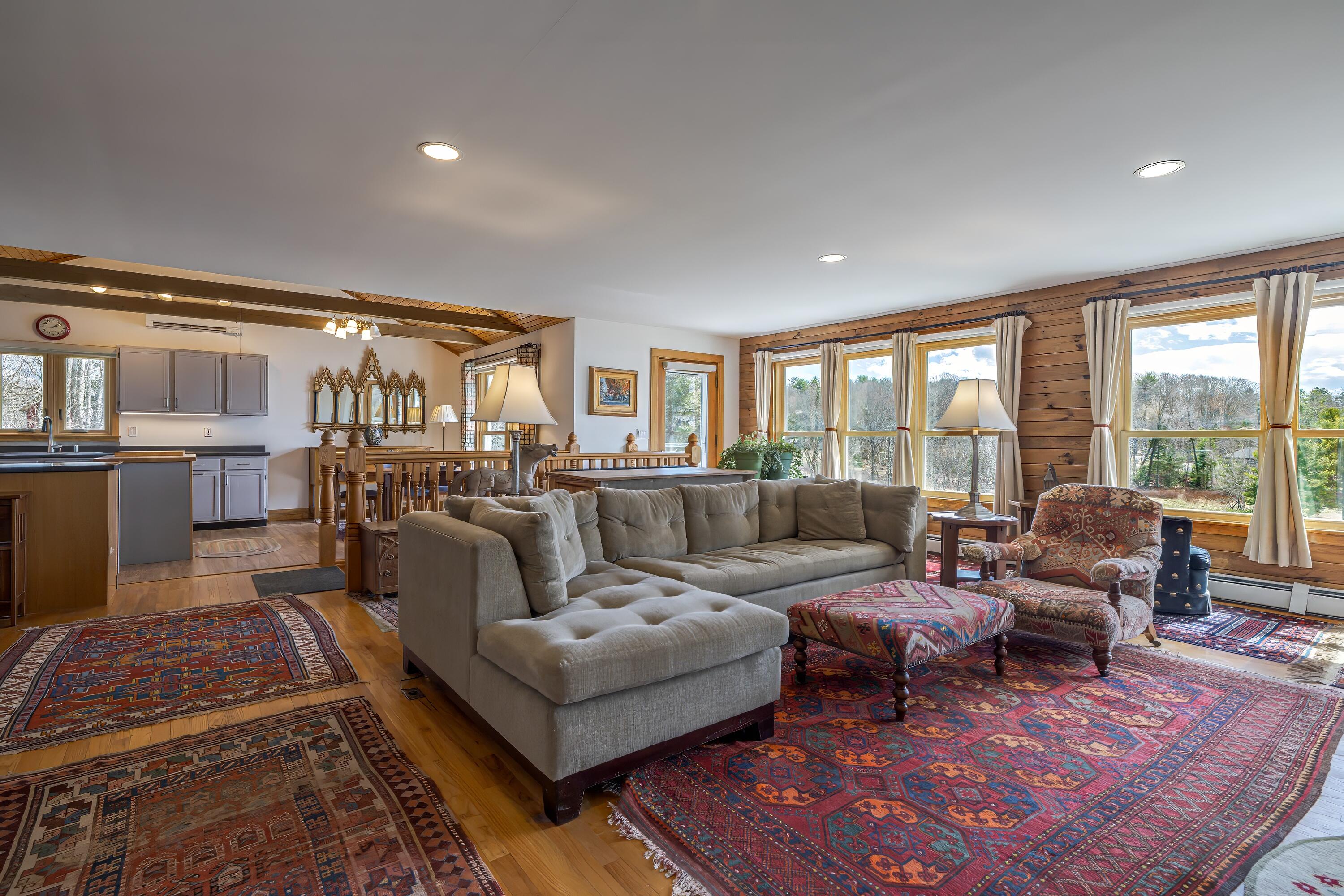 27 Town Landing Road